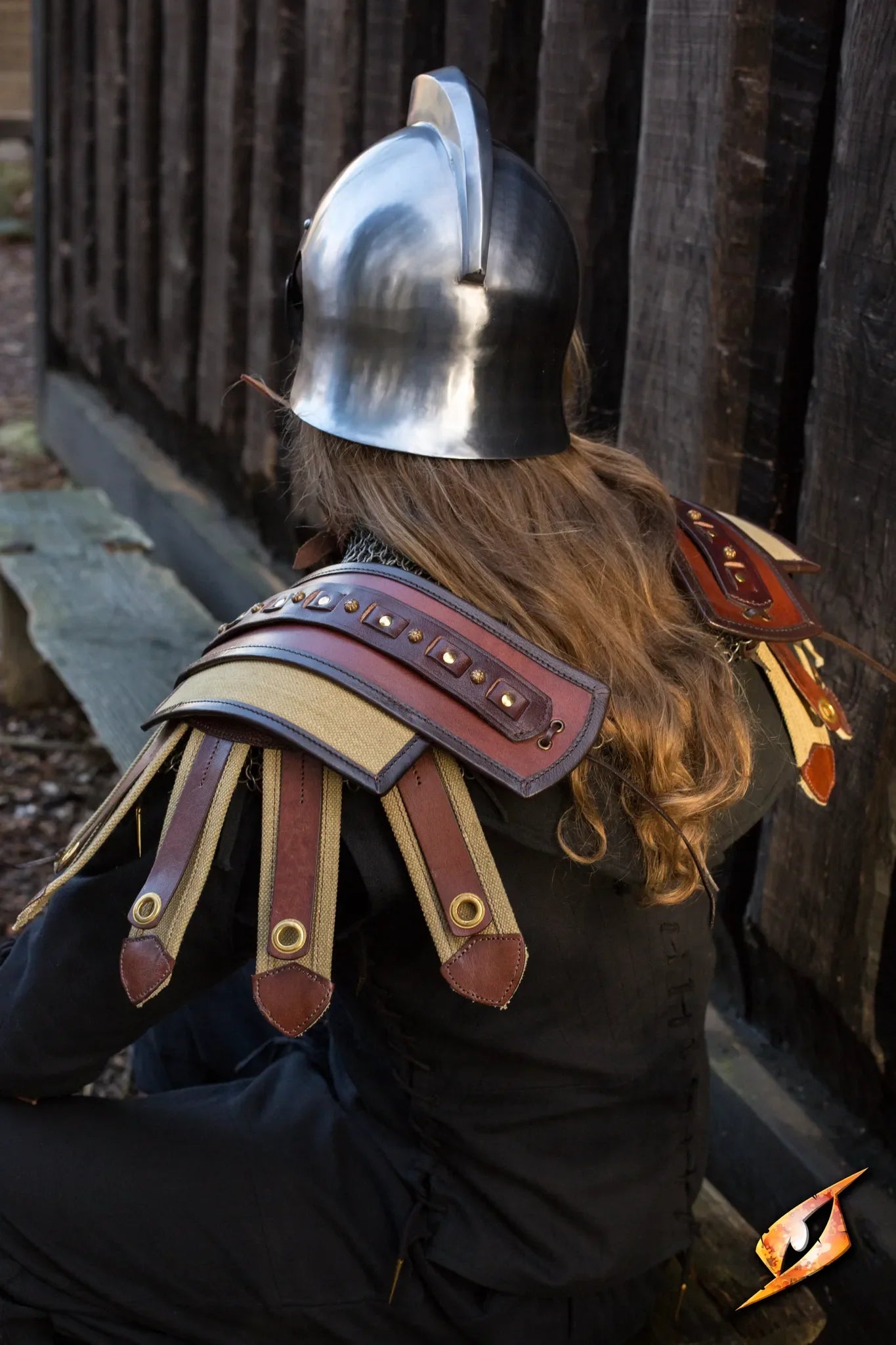 Roman Shoulder Armour - Brown