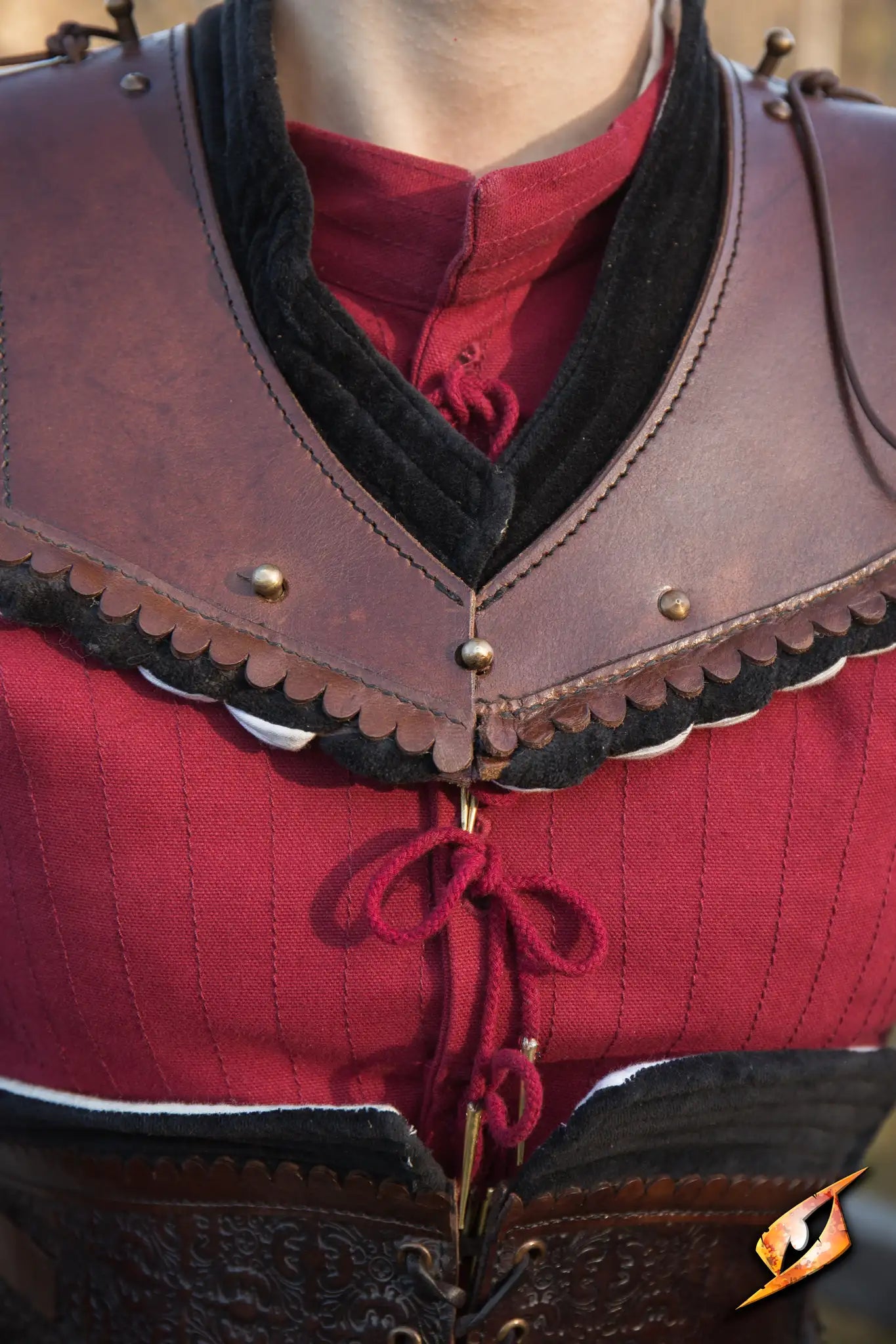 Noble Leather Gorget
