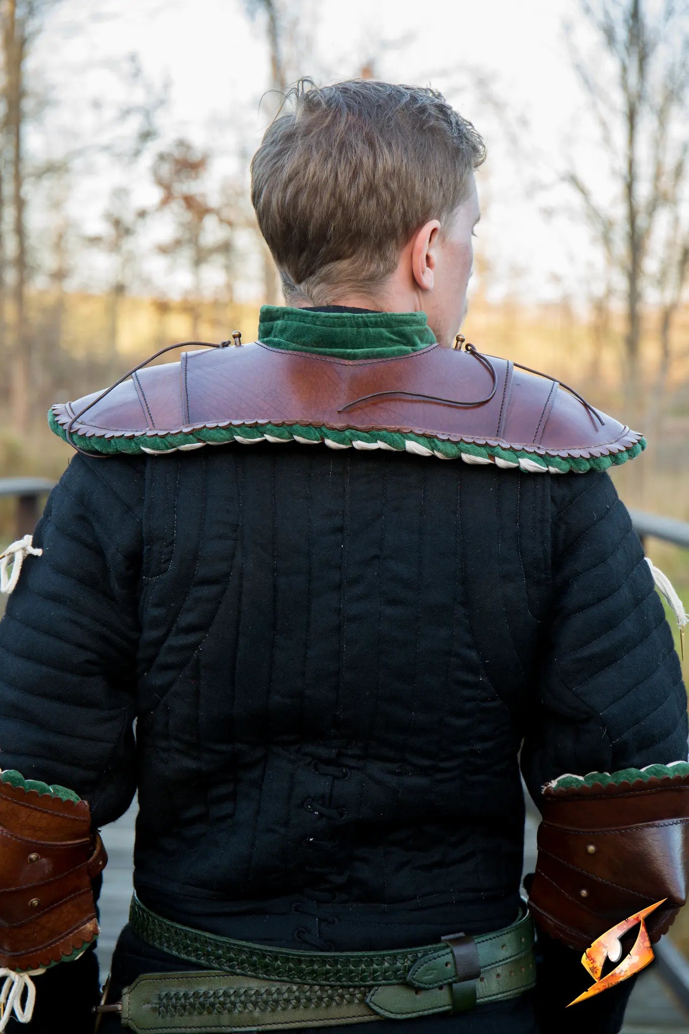 Noble Leather Gorget