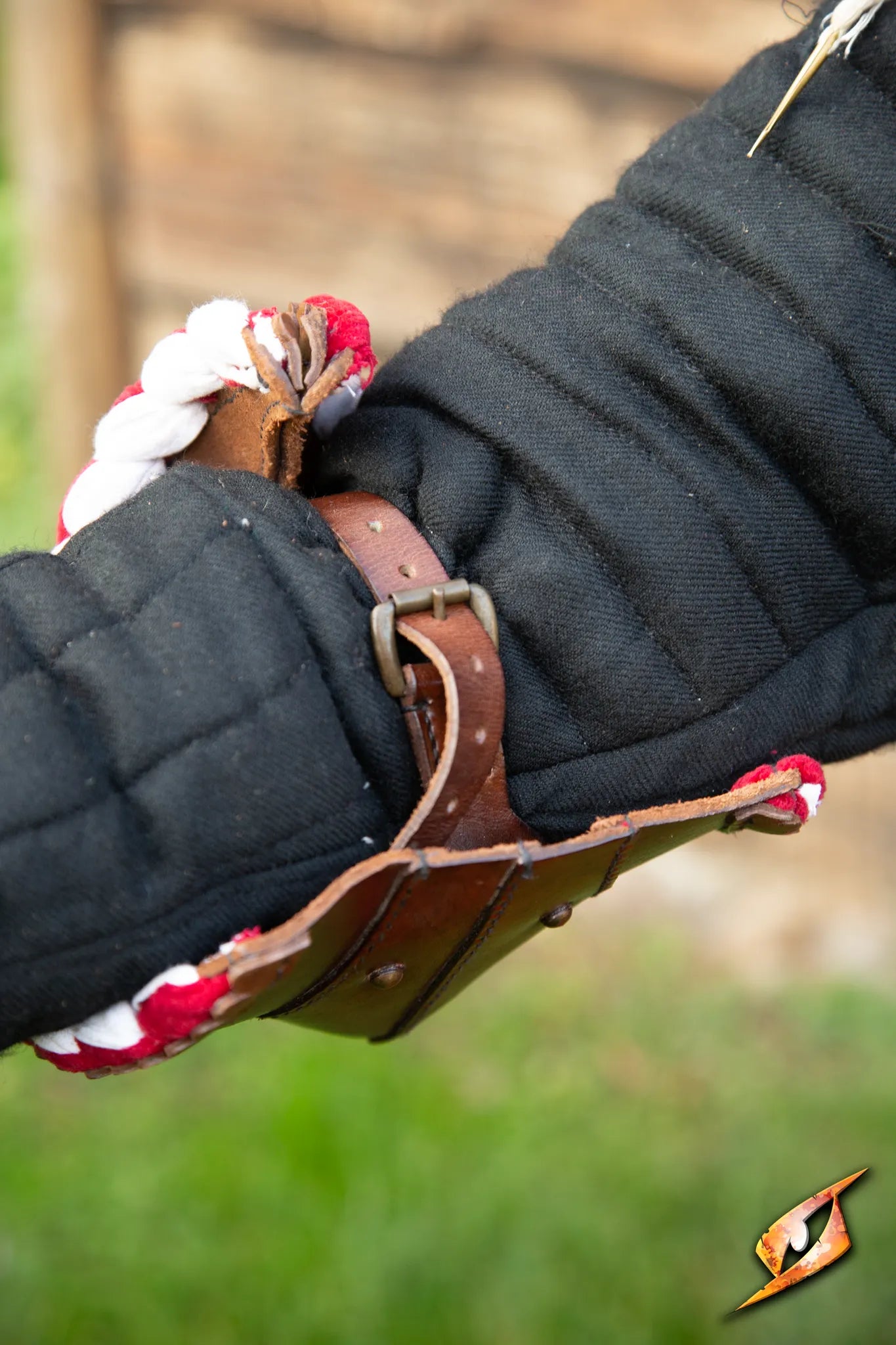 Noble Leather Couter