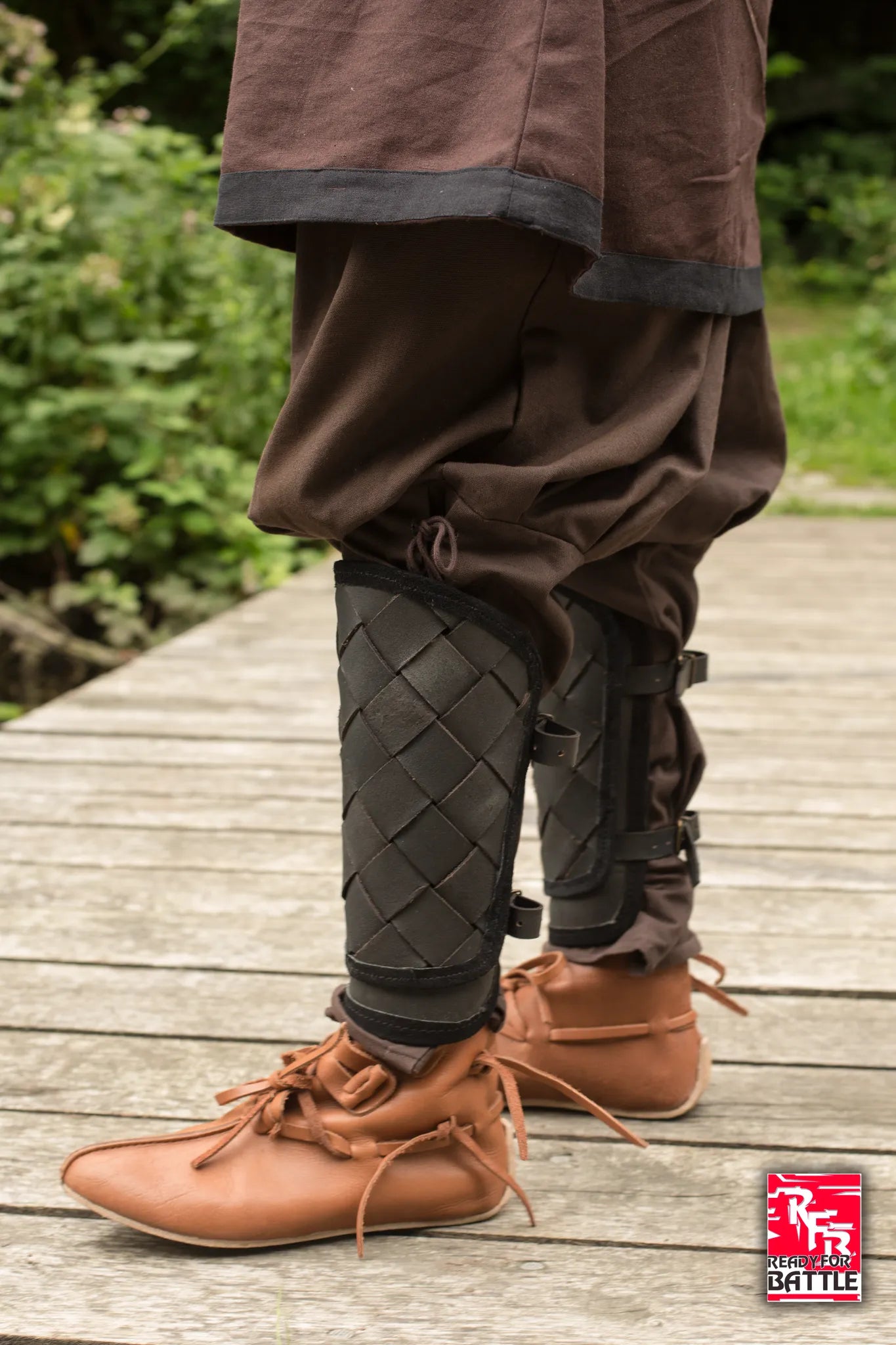 RFB Viking Greaves