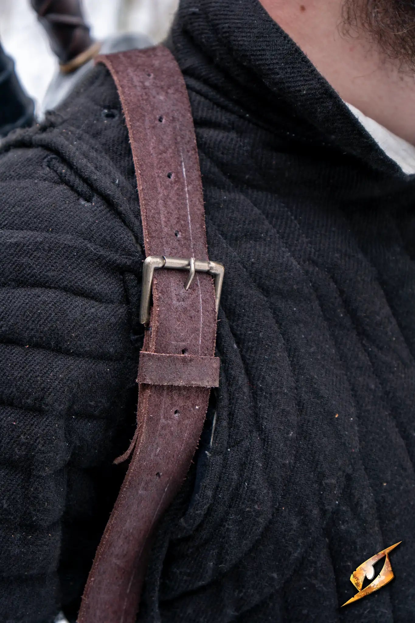 Double Back Hanger Suede