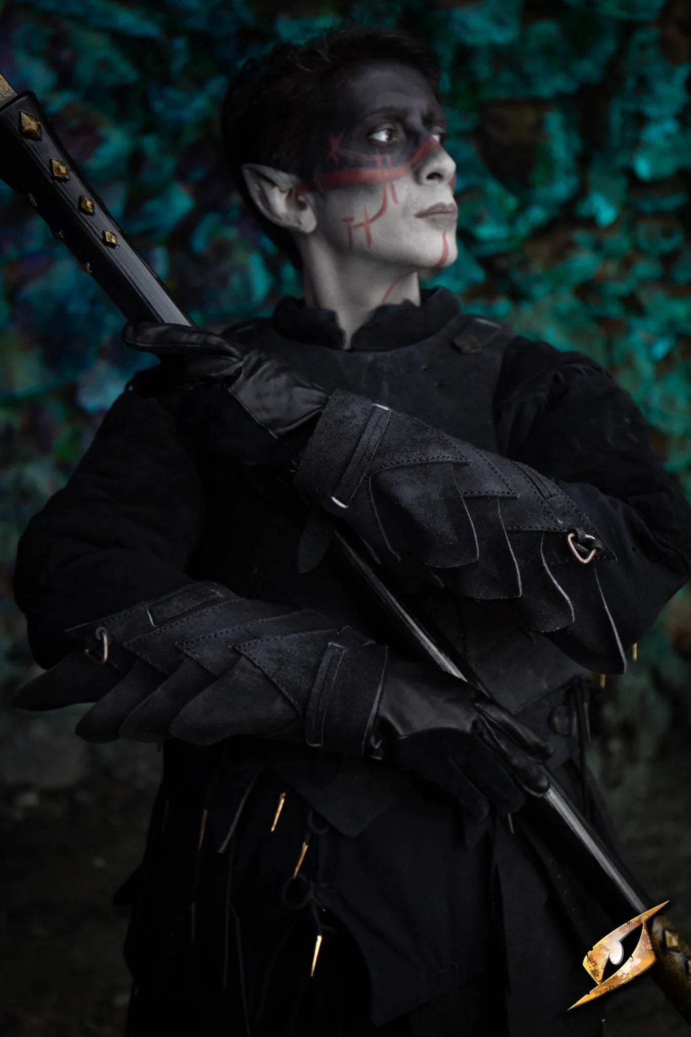 Shadow Armour Set - Suede