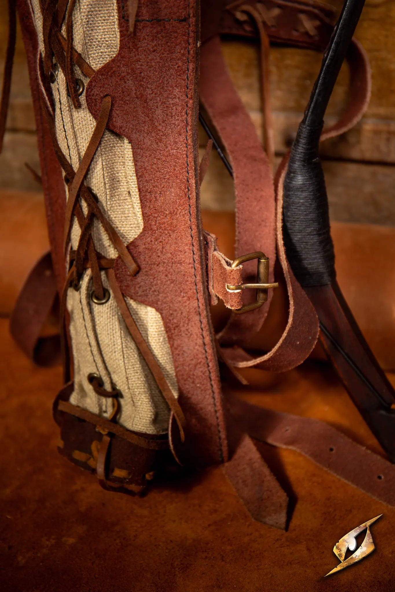 Imperial Quiver - Suede