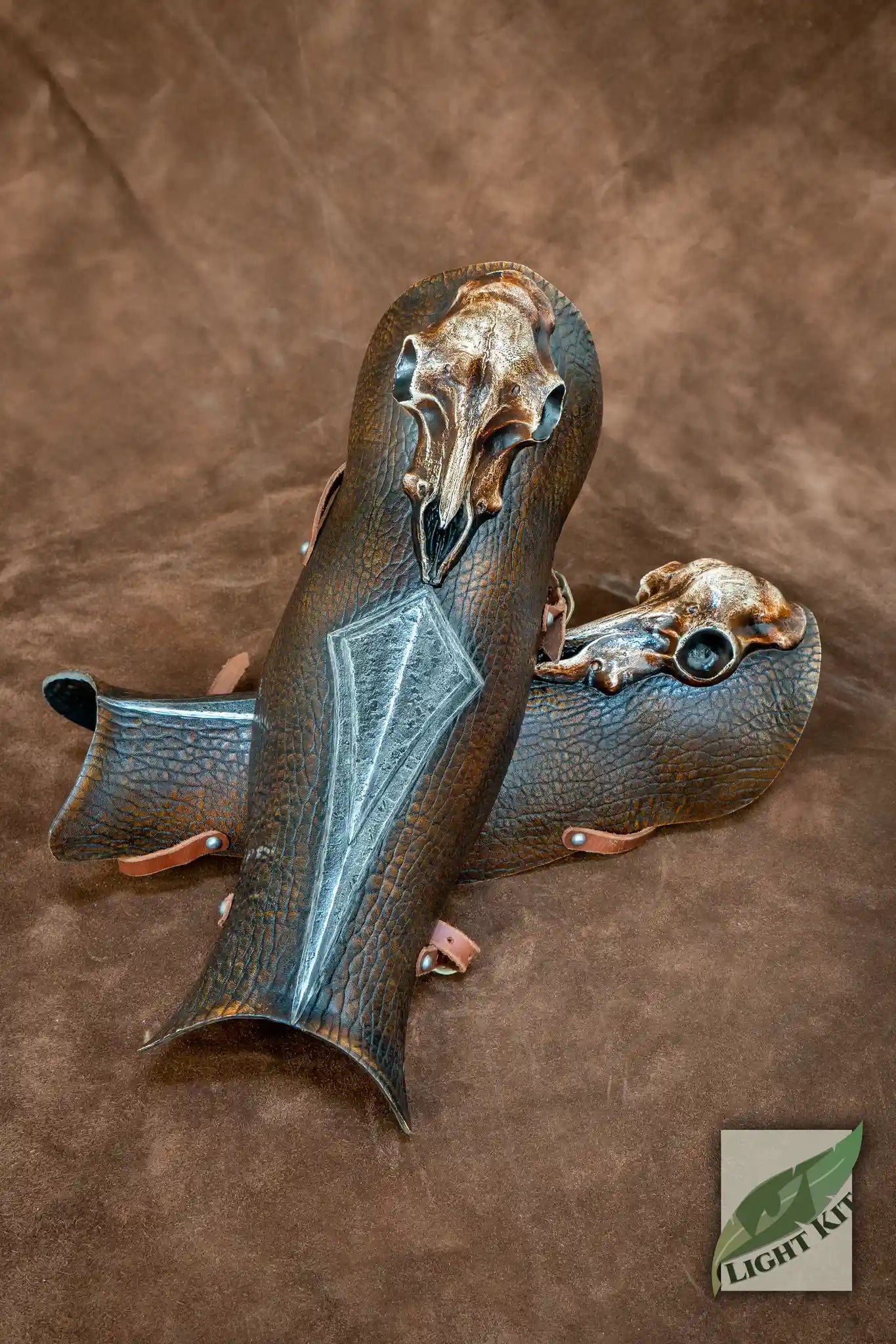 Barbarian Greaves PU - L/XL