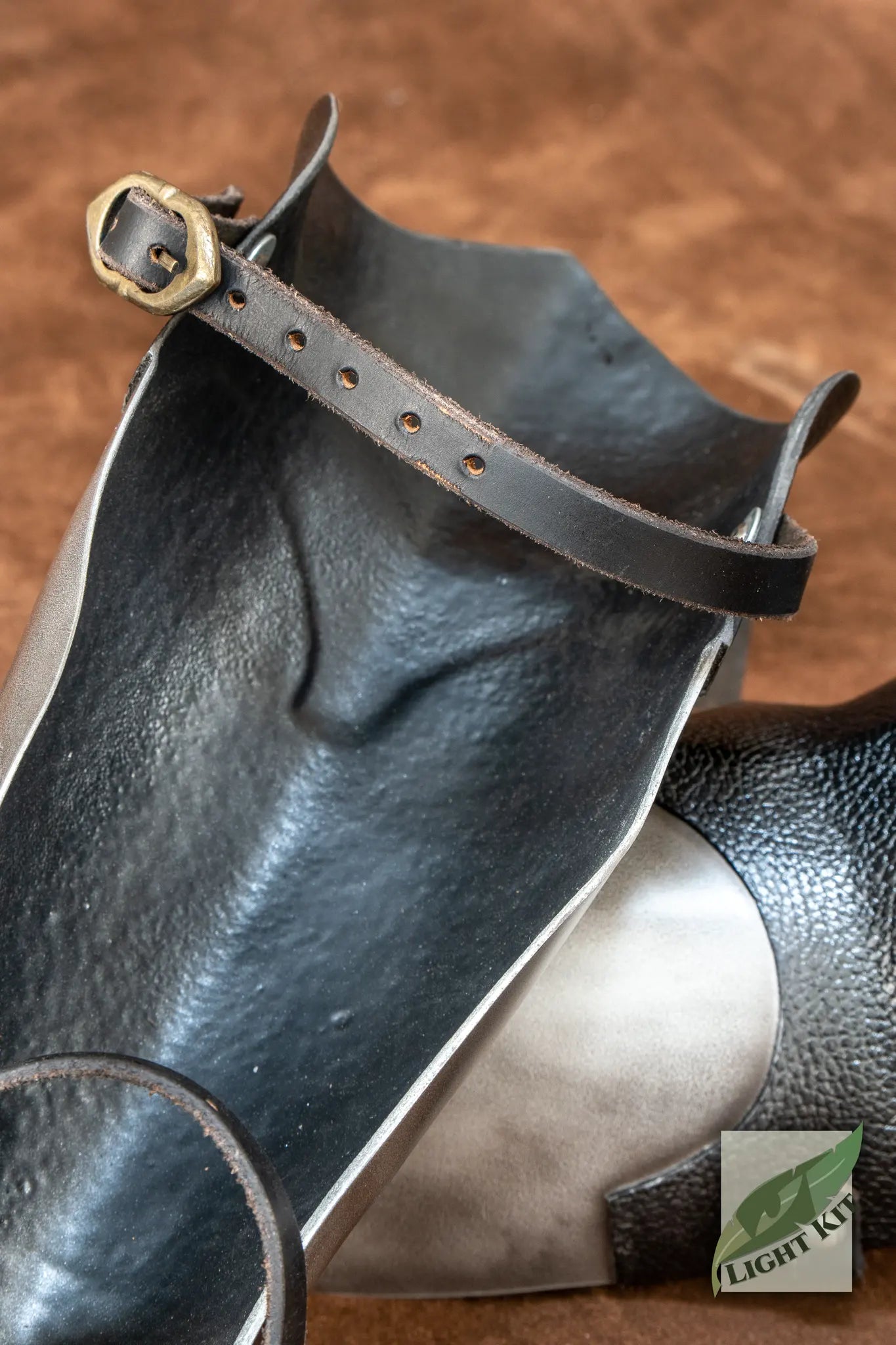 Outrider Greaves PU - L/XL