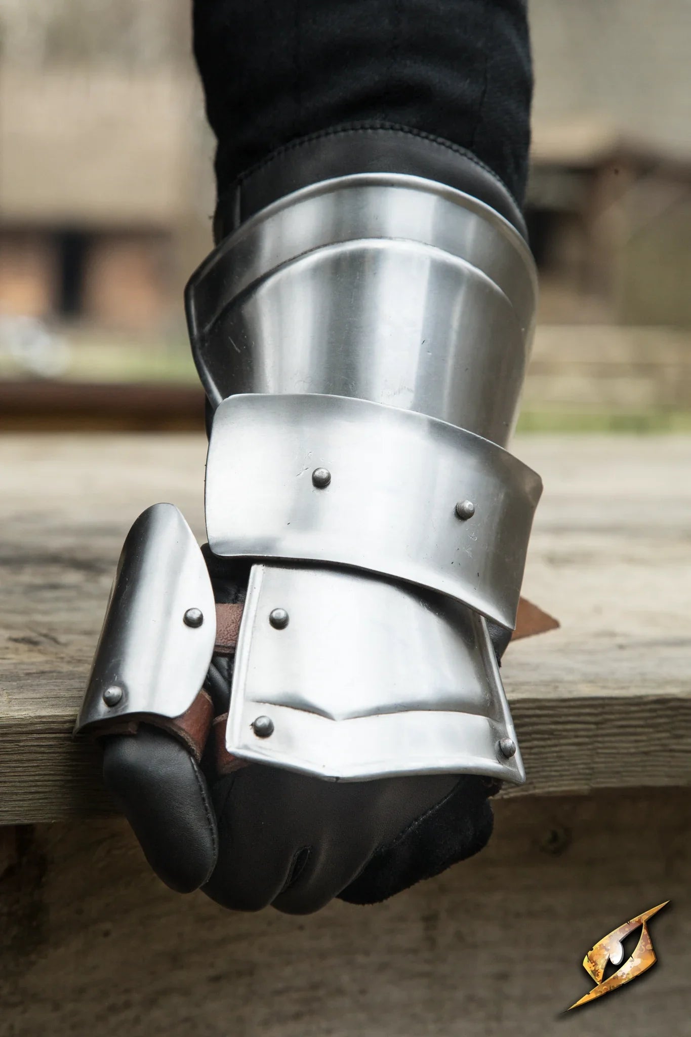Scout Gauntlets
