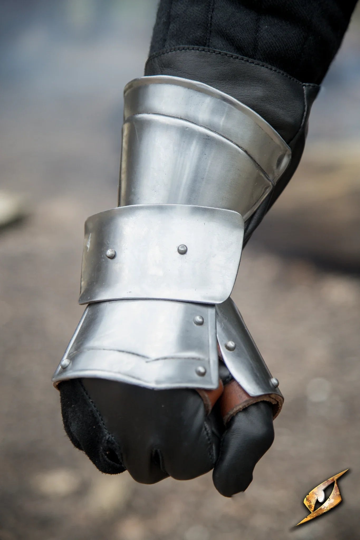 Scout Gauntlets
