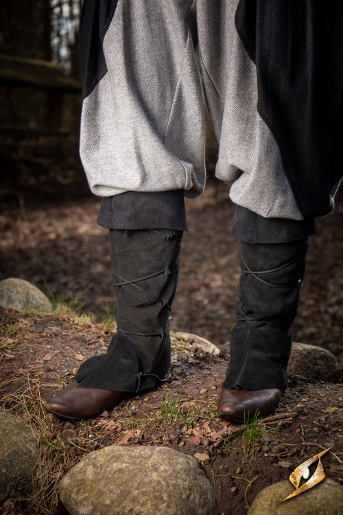 Theoderic gaiters