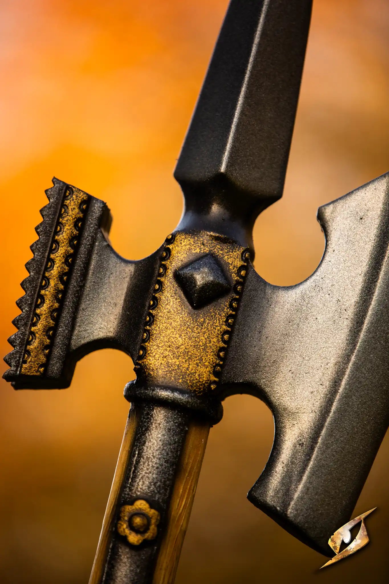 Battle Standard - Halberd Top
