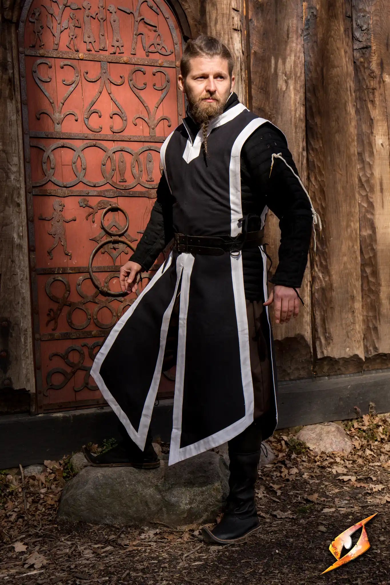 Basic Tabard