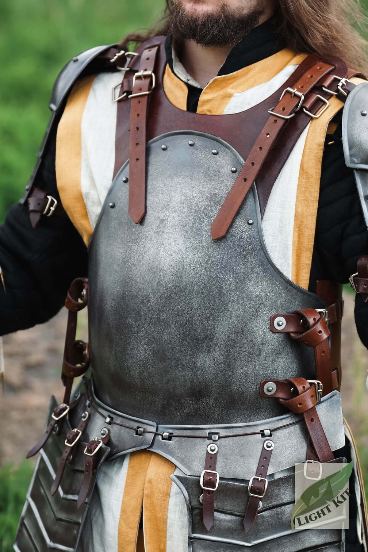 Torso Armour Merc - Light Kit worn by a man, showcasing its hybrid cuirass design and durable materials.