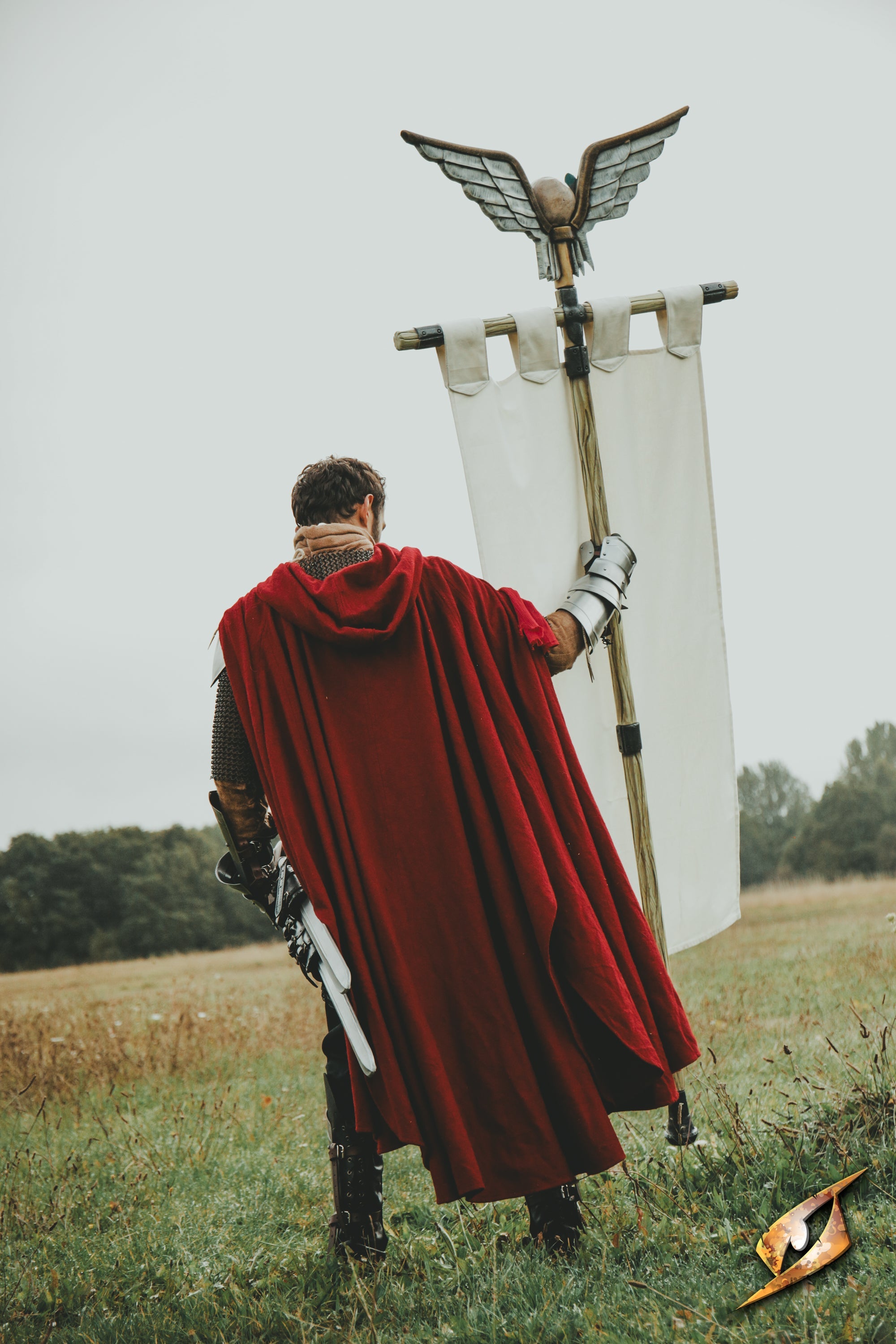 Complete Battle Standard Set - Winged Skull Top