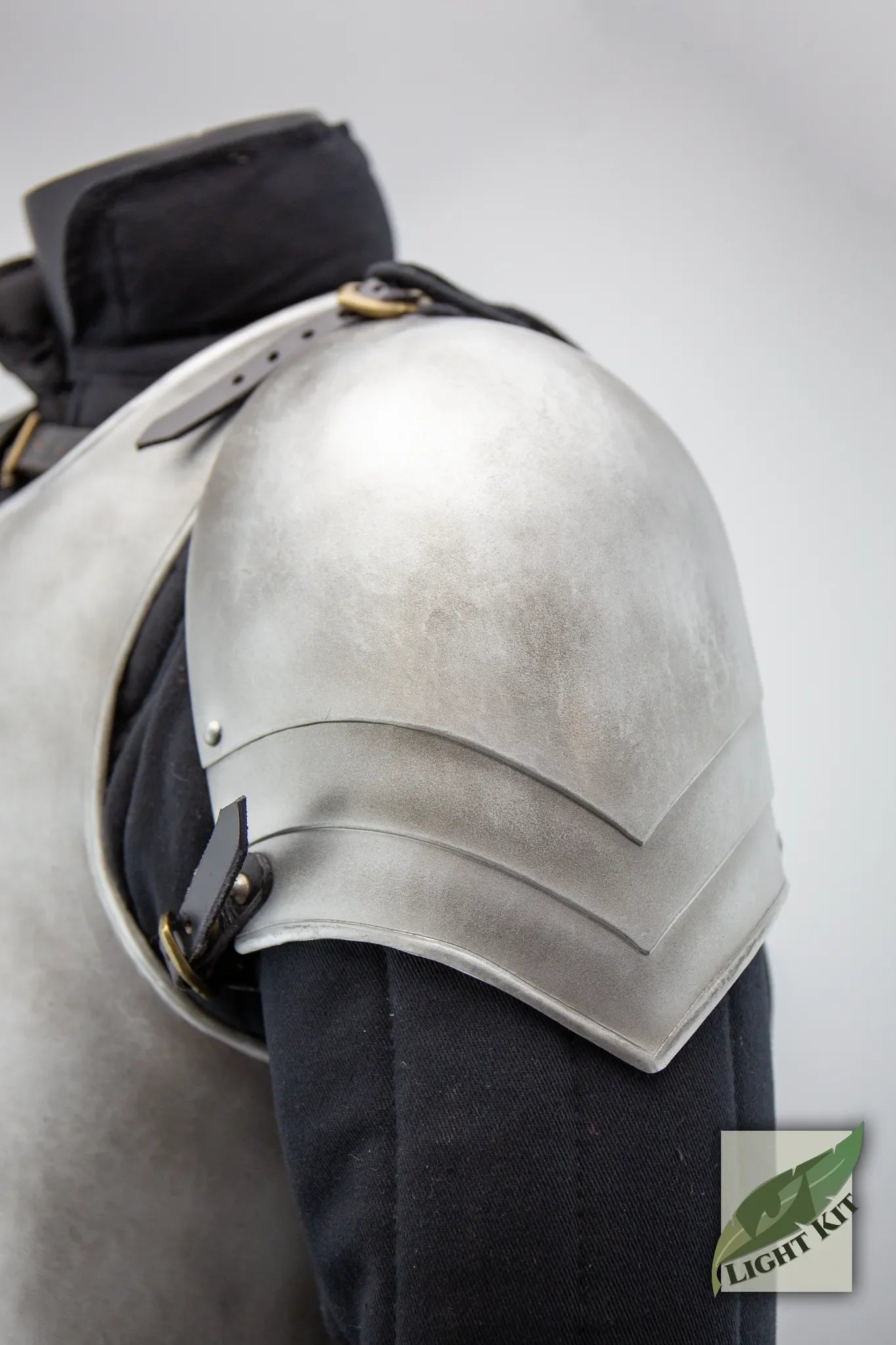 Mercenary Spaulders