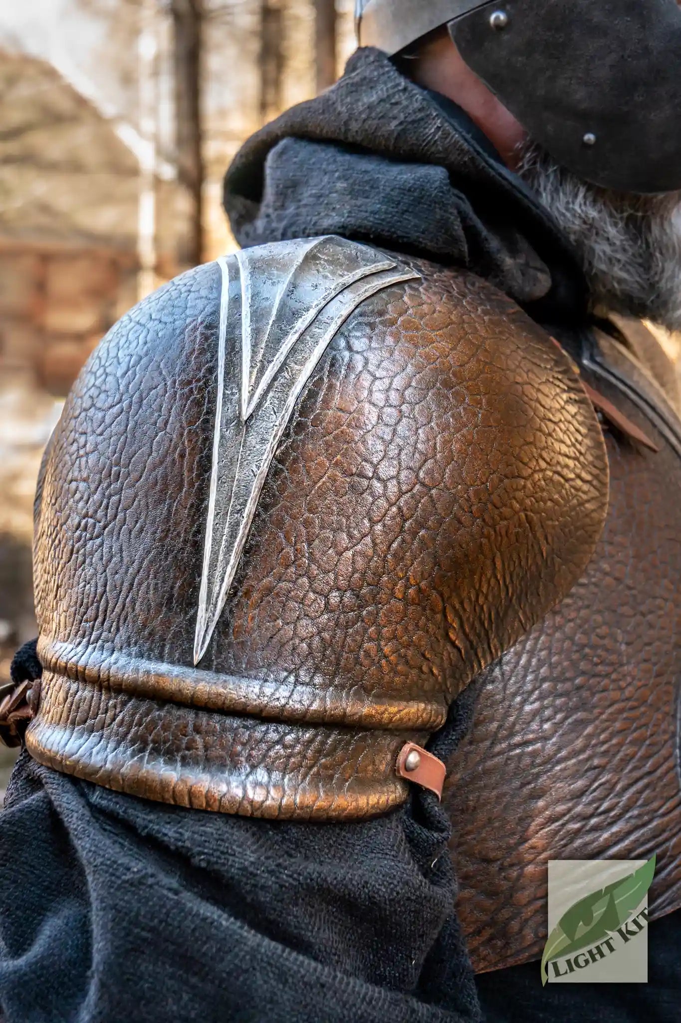 Barbarian Pauldrons PU - One size