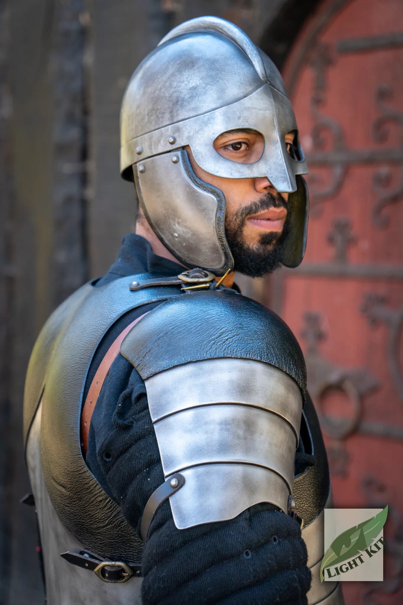 Outrider Pauldrons PU - One Size