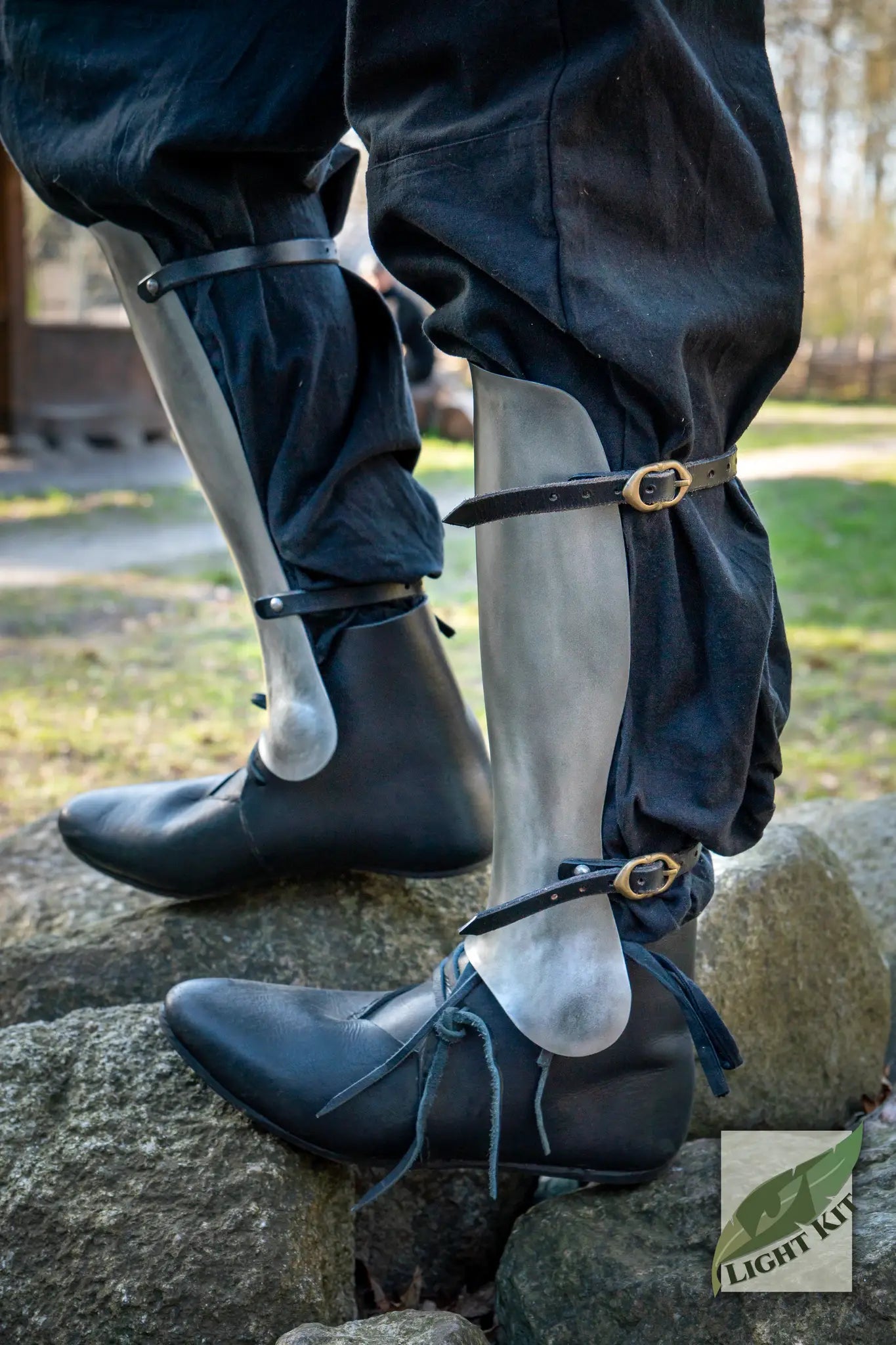 Mercenary Greaves