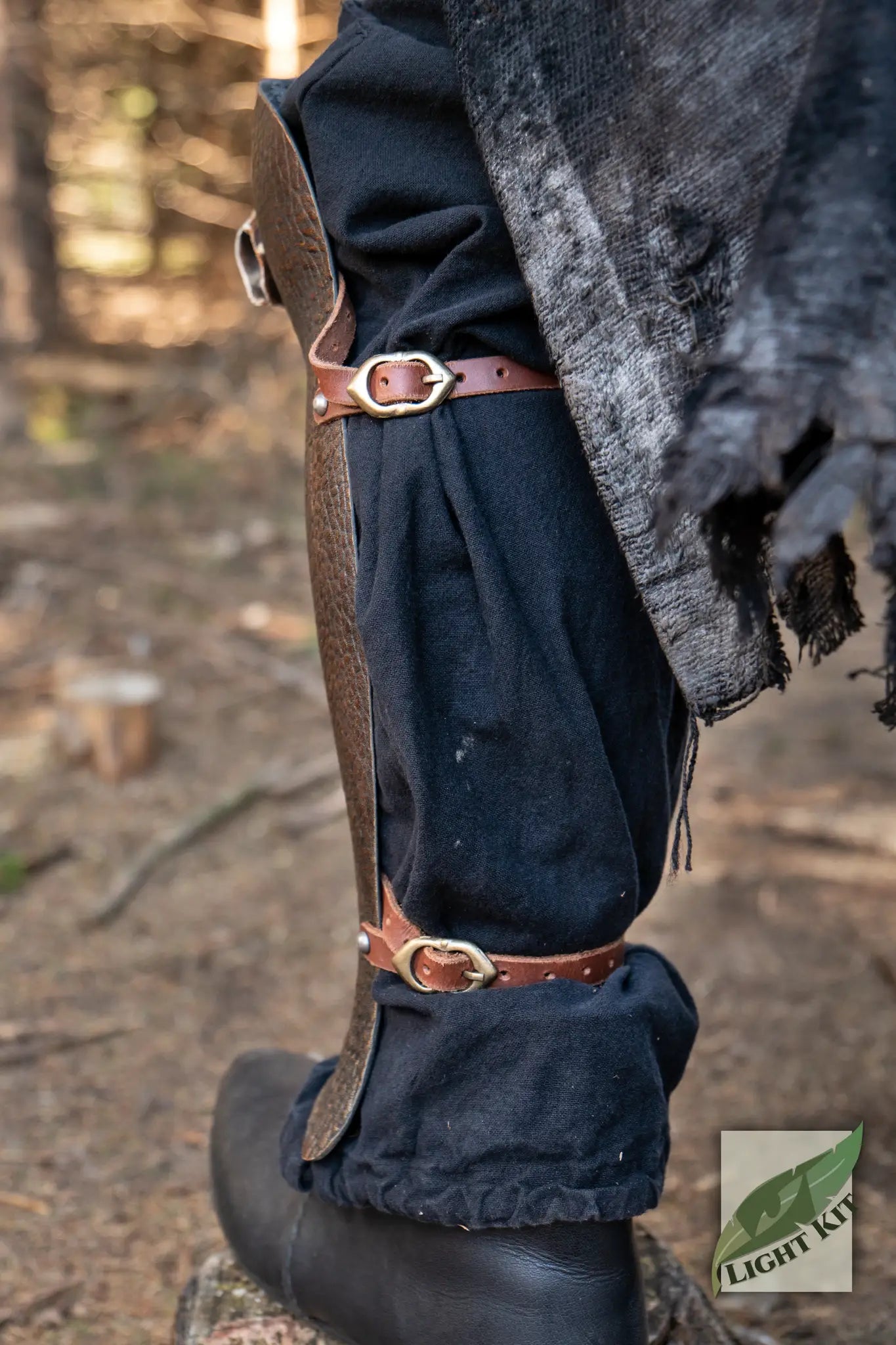 Barbarian Greaves PU - L/XL