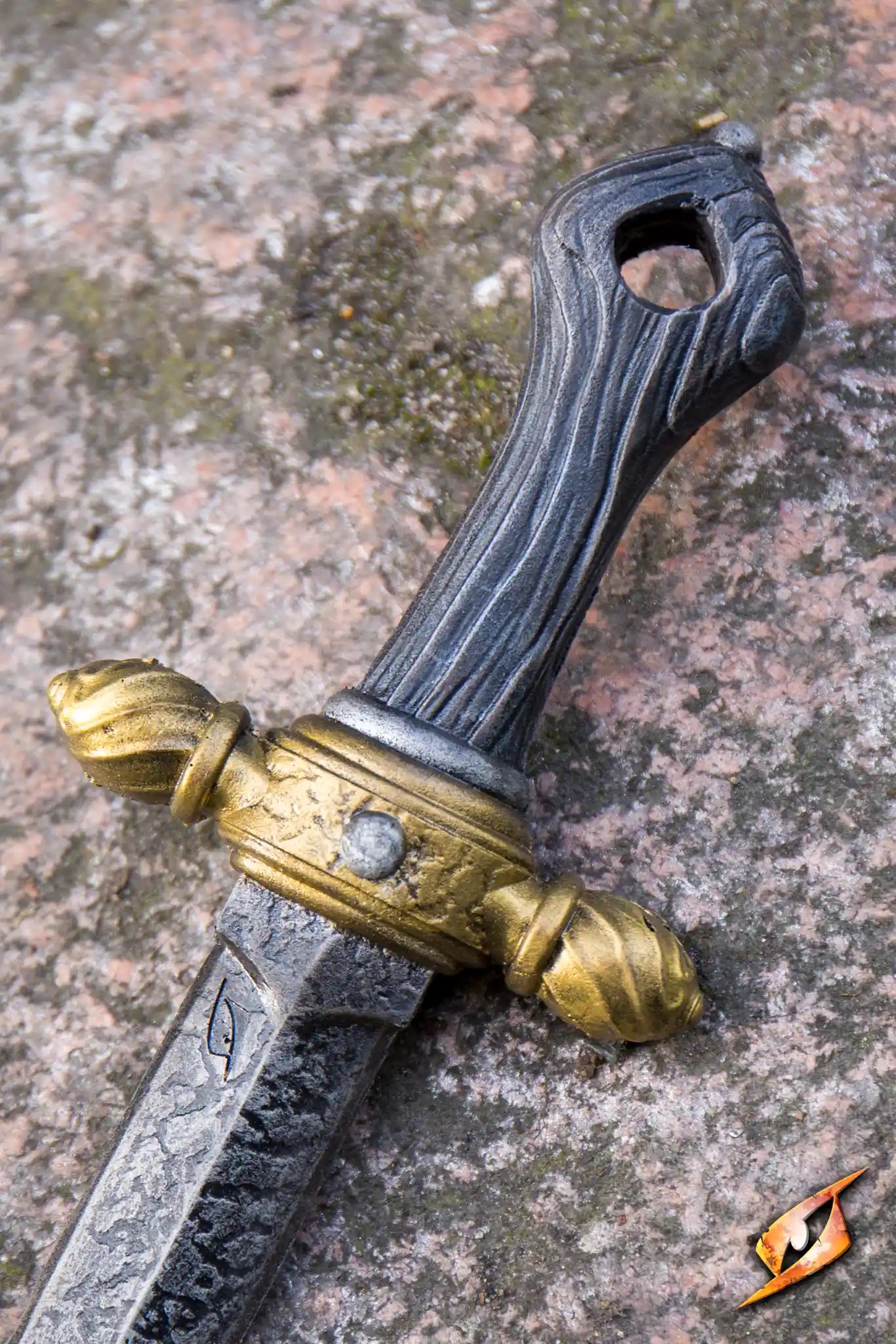 Noble's Throwing Knife