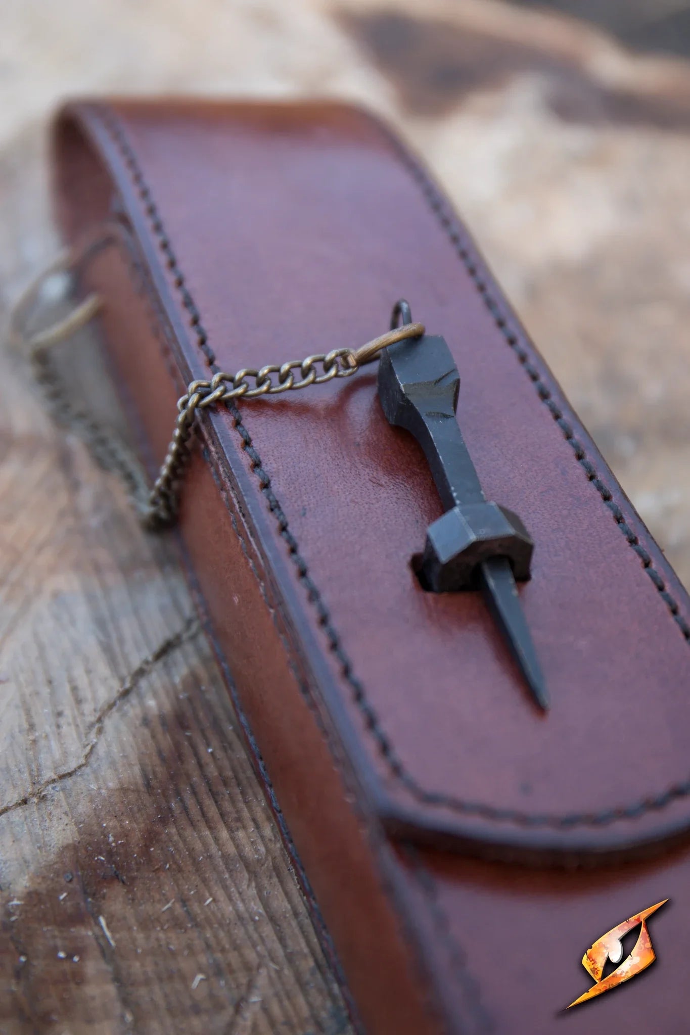 Cutlery W. Leather Hanger