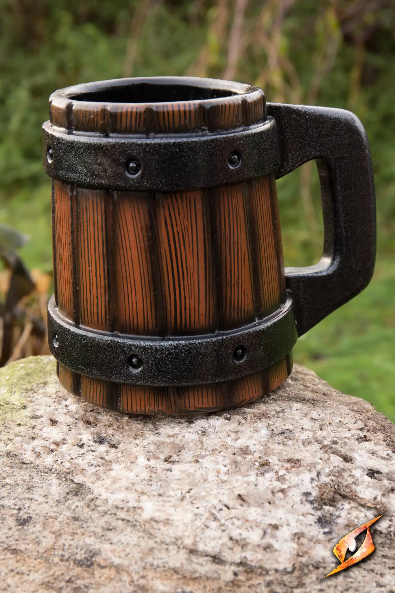 Beermug with metal bands features a cylindrical design, wood texture, and riveted metal hoops for a unique drinking experience.