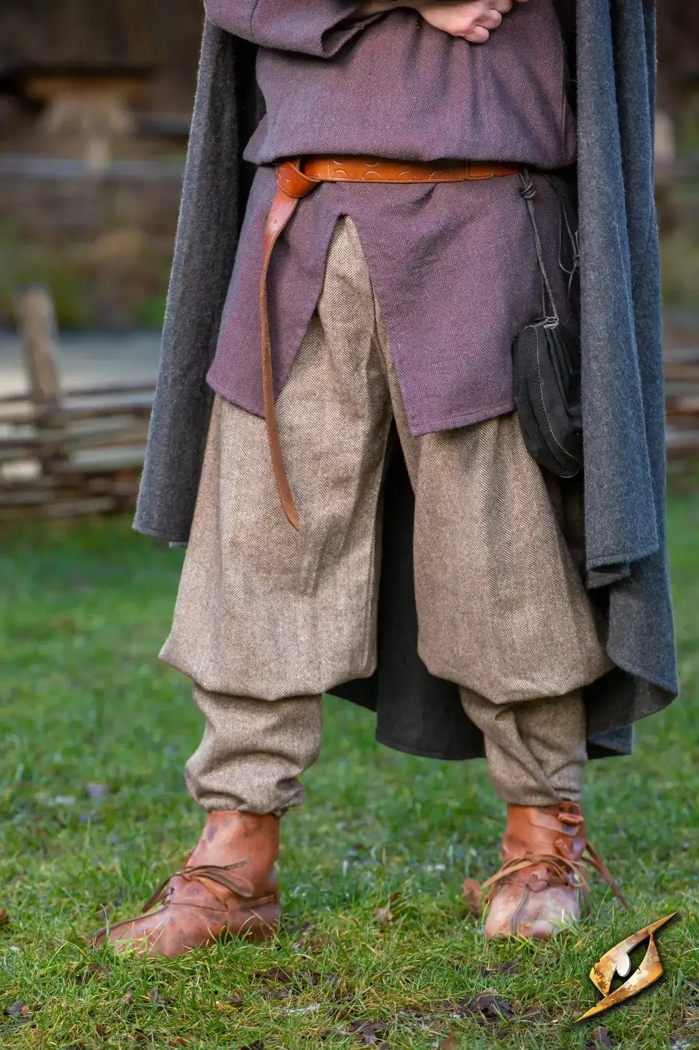 Pants for LARP and costume use, featuring comfortable and breathable medieval-style trousers.