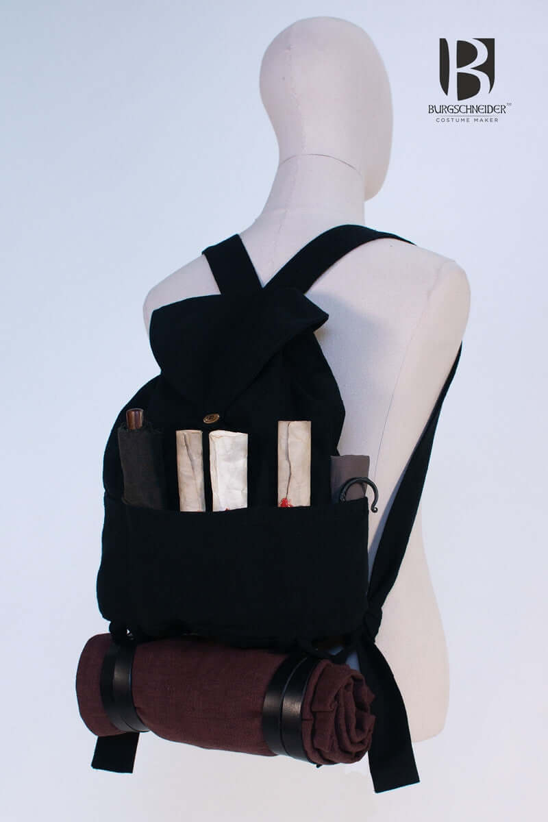 Backpack Capsus with organized compartments for gear, ideal for travel and LARP campaigns.