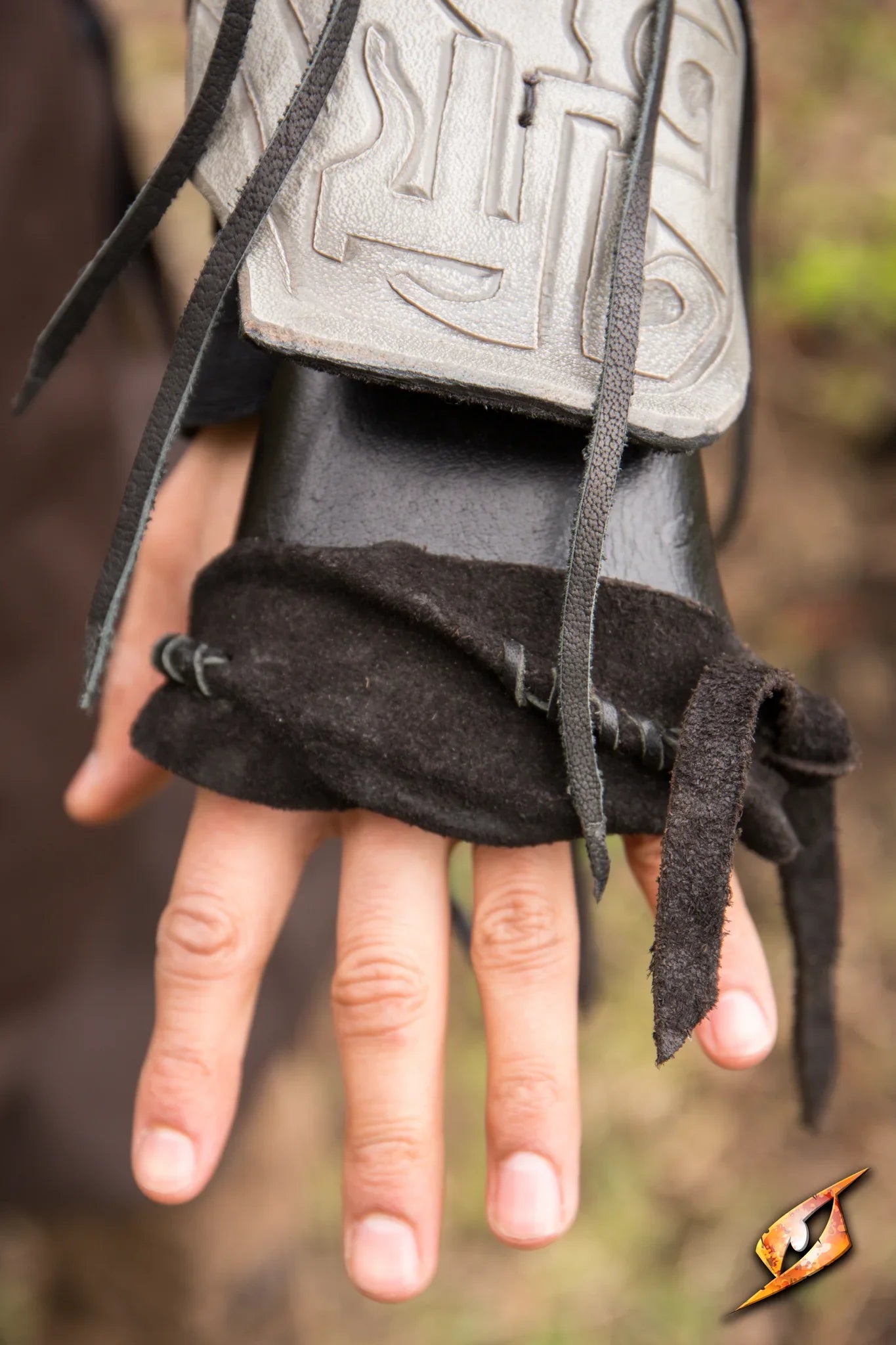 Bone Bracer