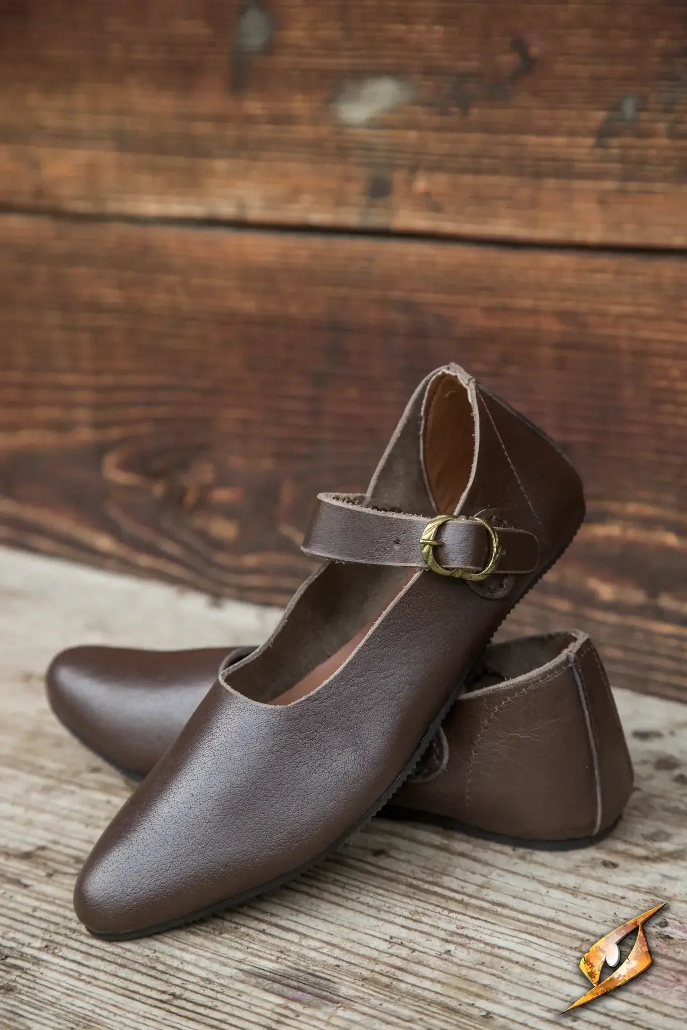 Shoes Astrid classic full grain leather shoes with rubber outsole and single strap for women.