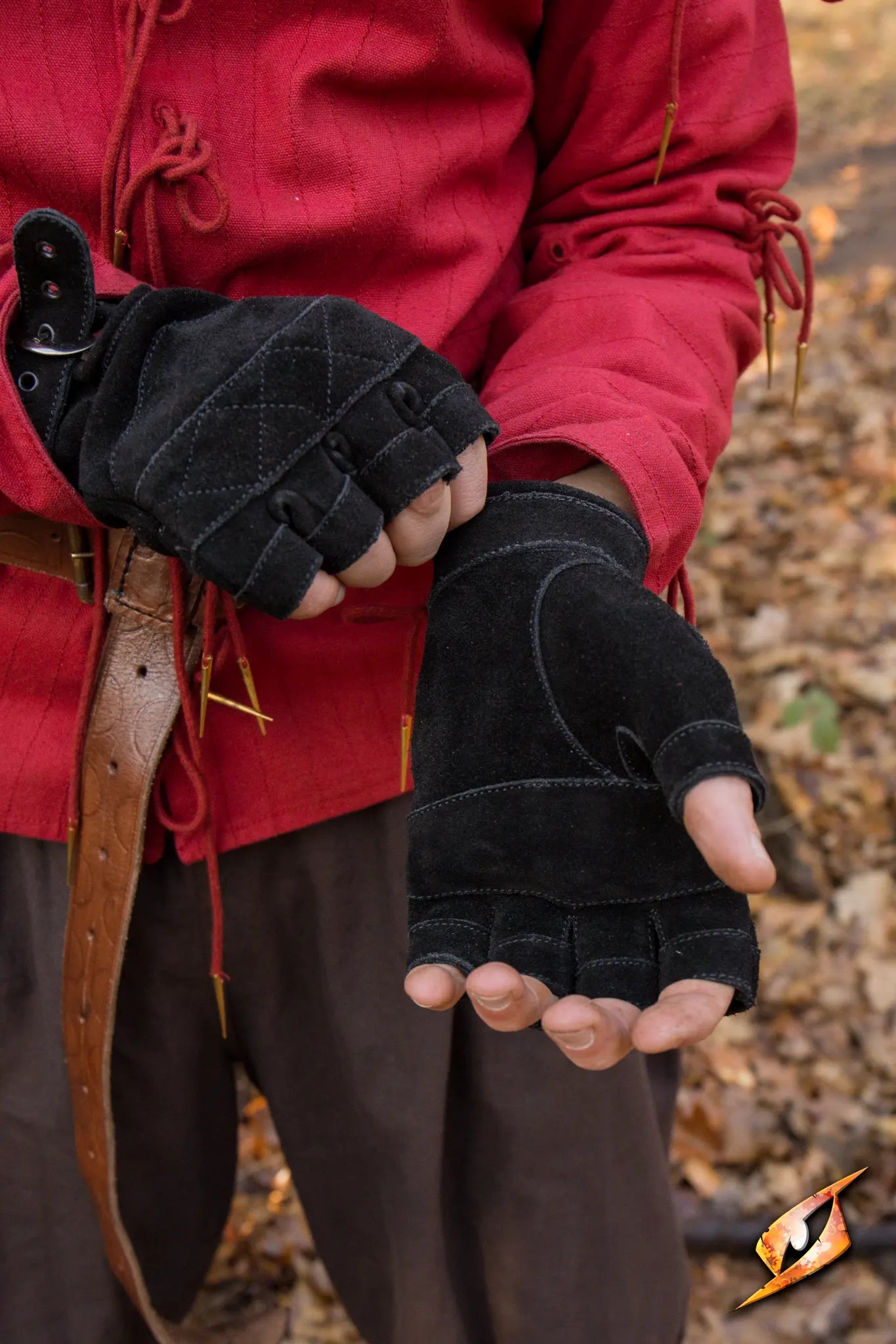 Celtic Gloves Suede