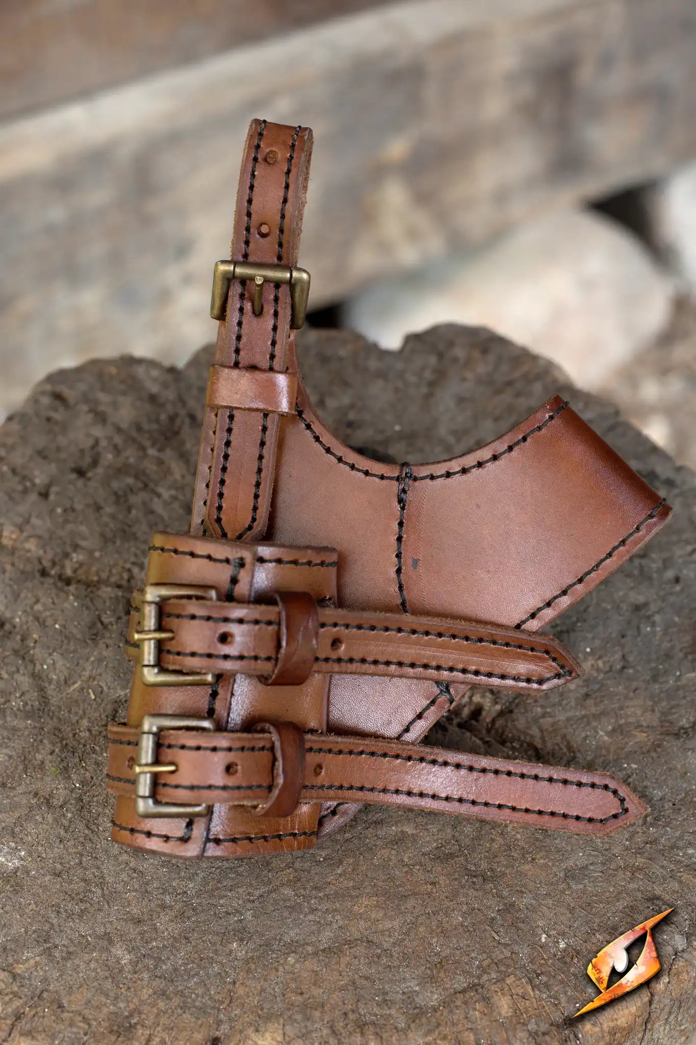 Adventurer Swordholder made of durable leather with multiple buckles for secure attachment.