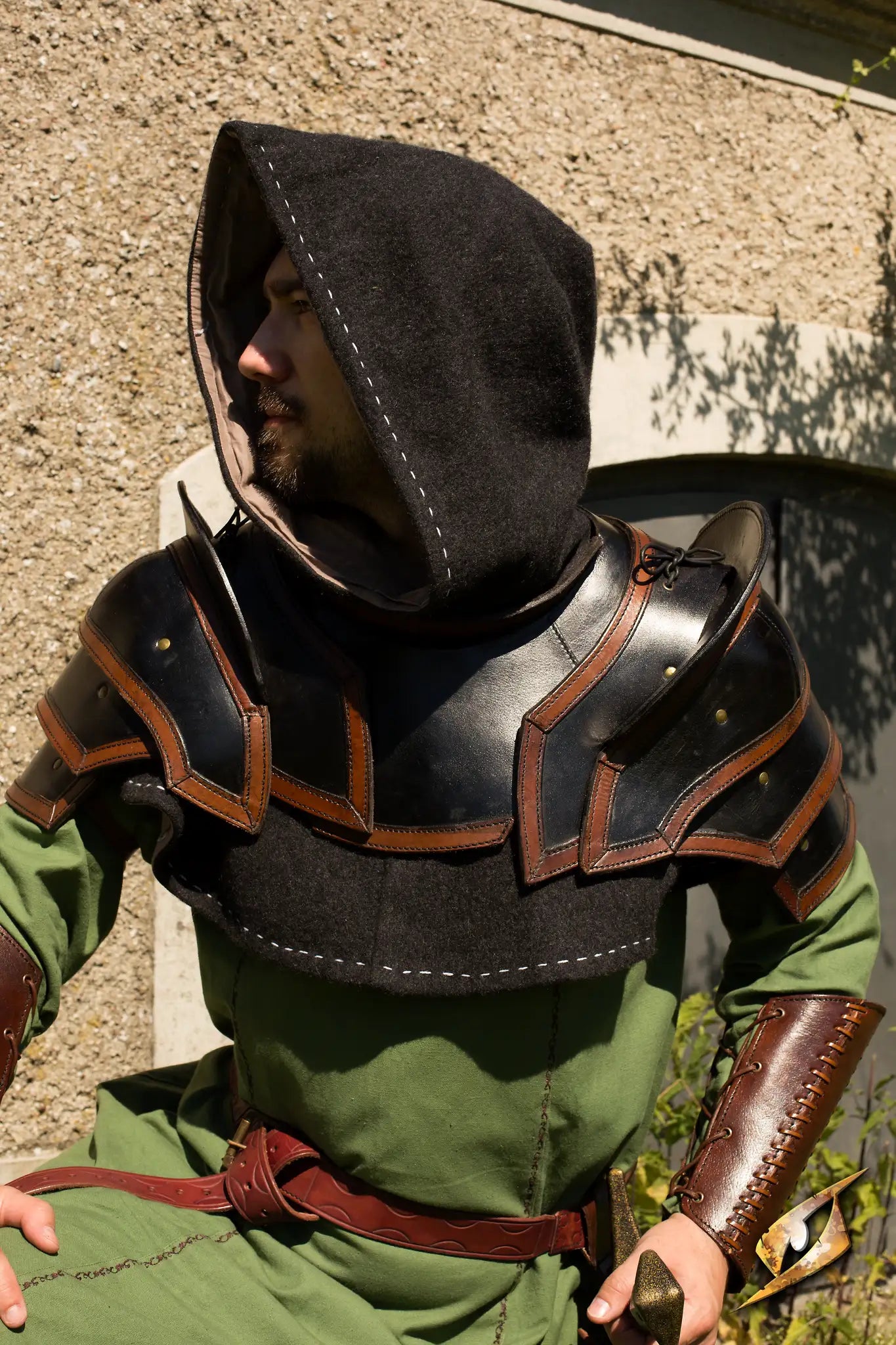 Shoulder Armour & Neck Guard