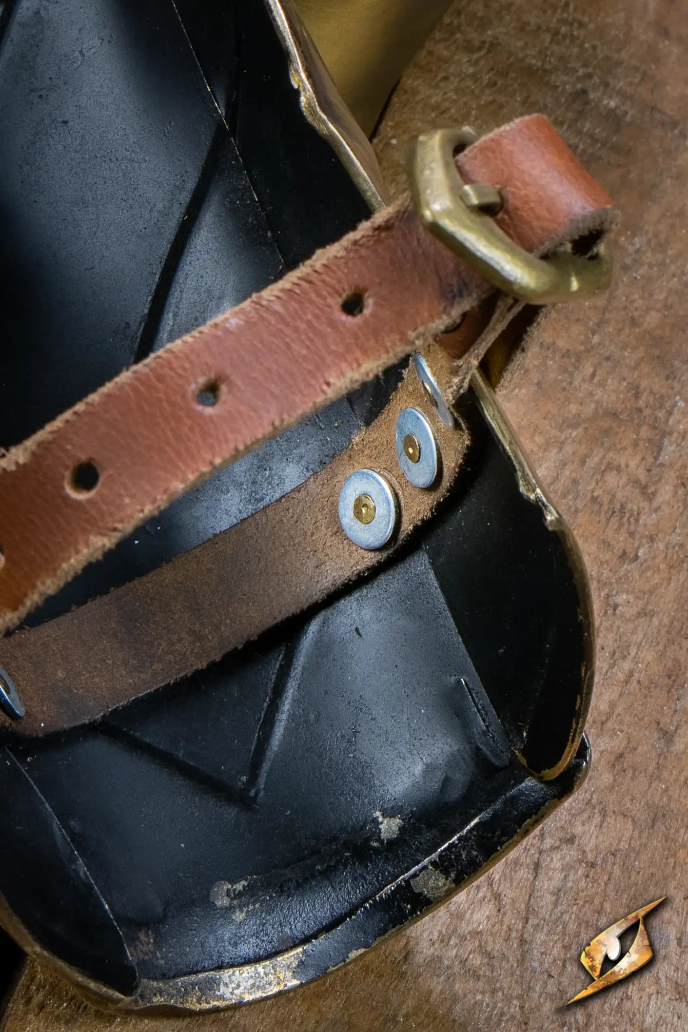 Illumine Bracer