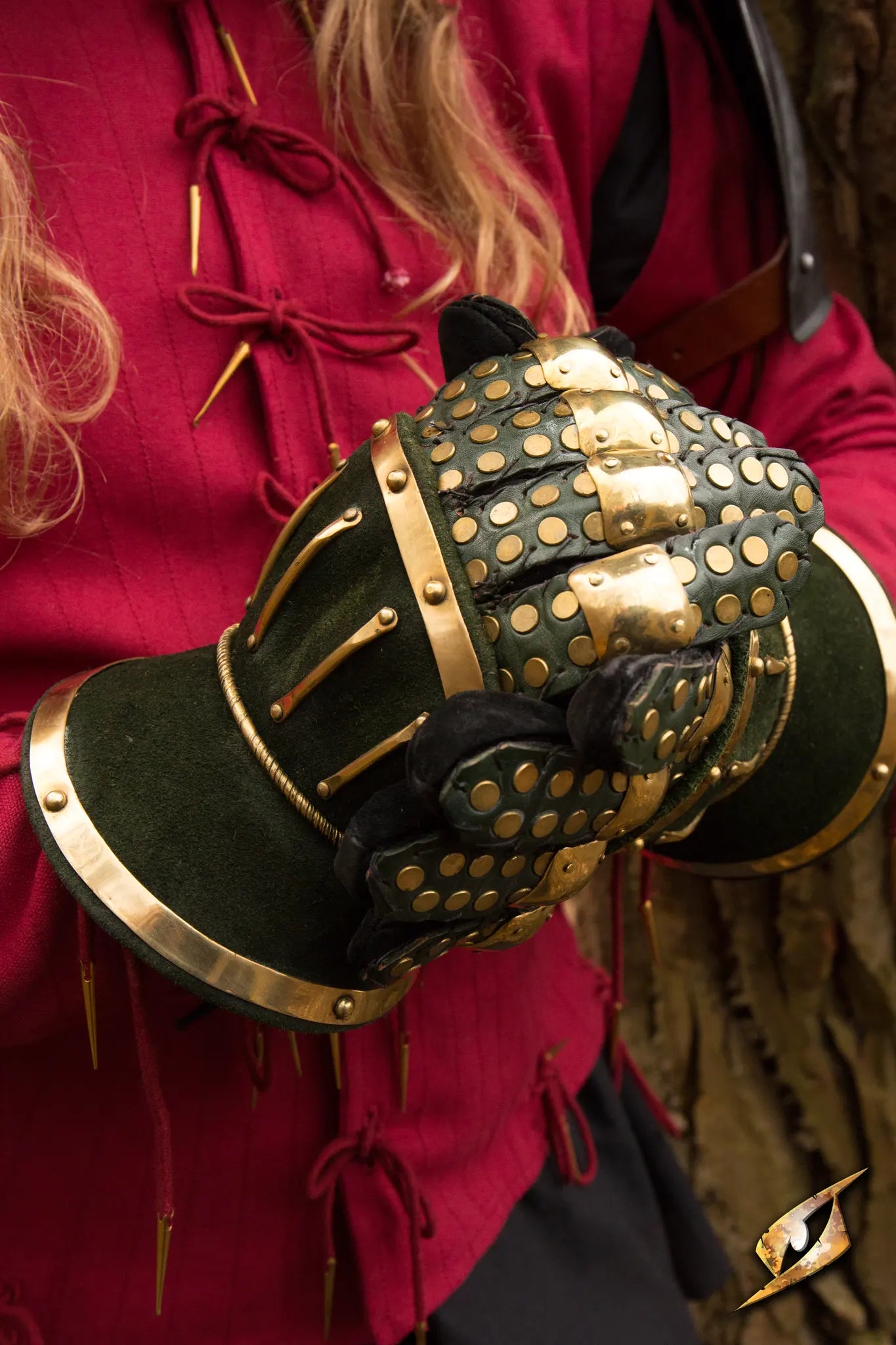 Hourglass Gauntlets