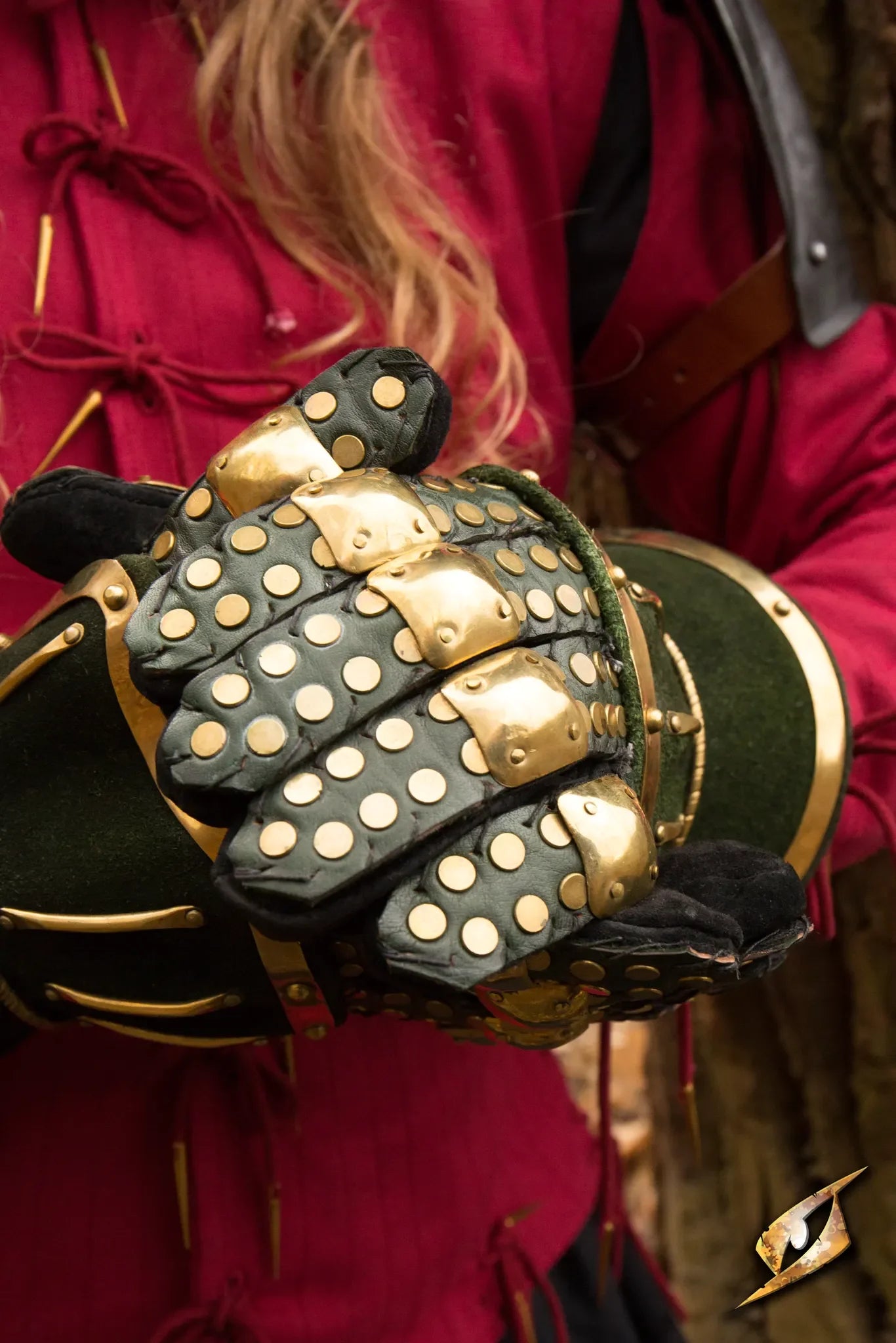 Hourglass Gauntlets