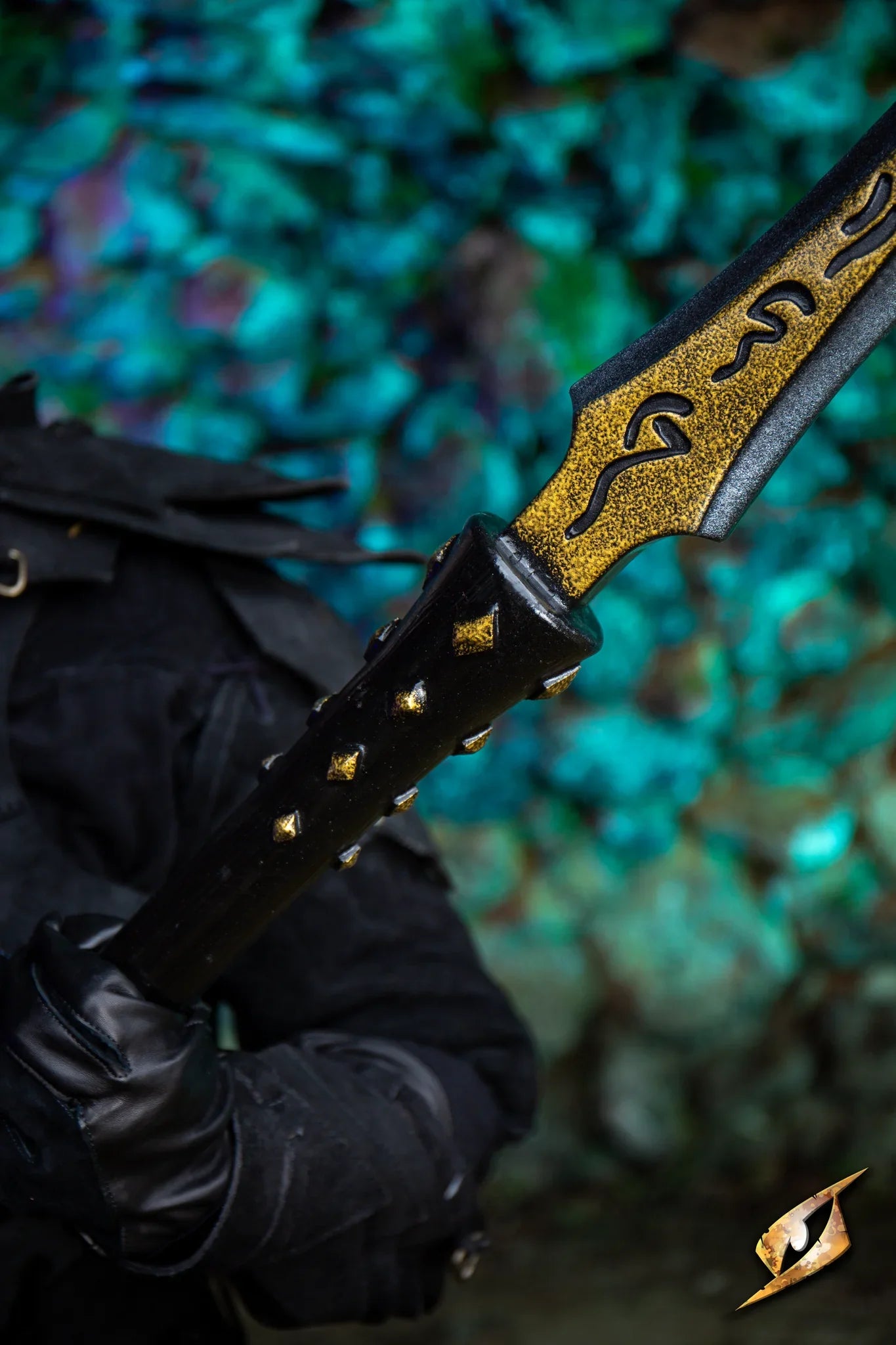 Long Rune Spear - Compact