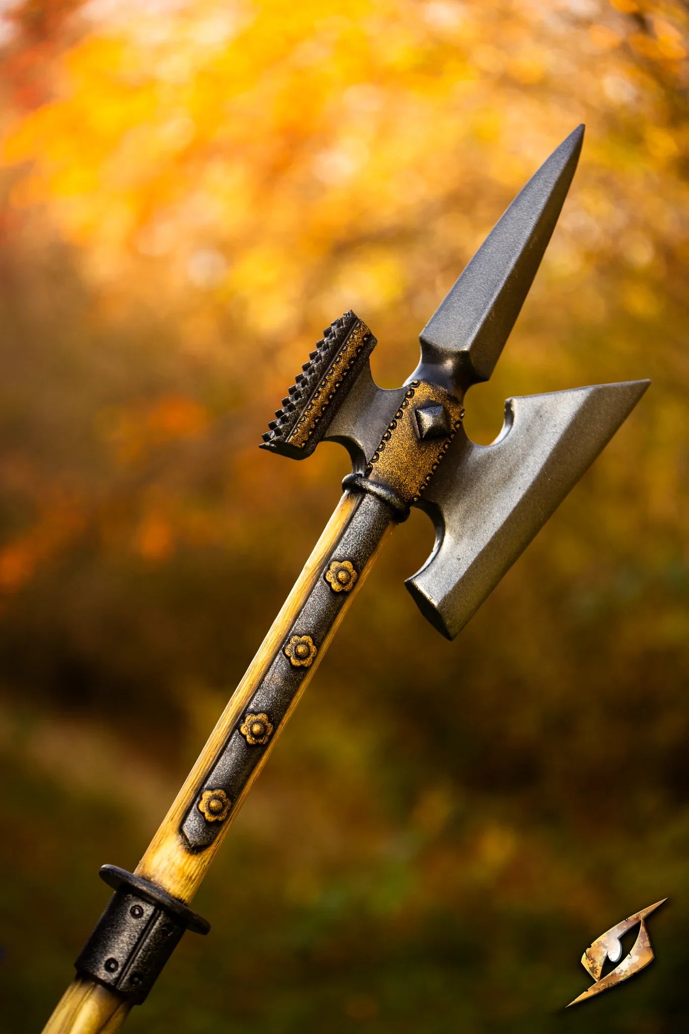 Battle Standard - Halberd Top