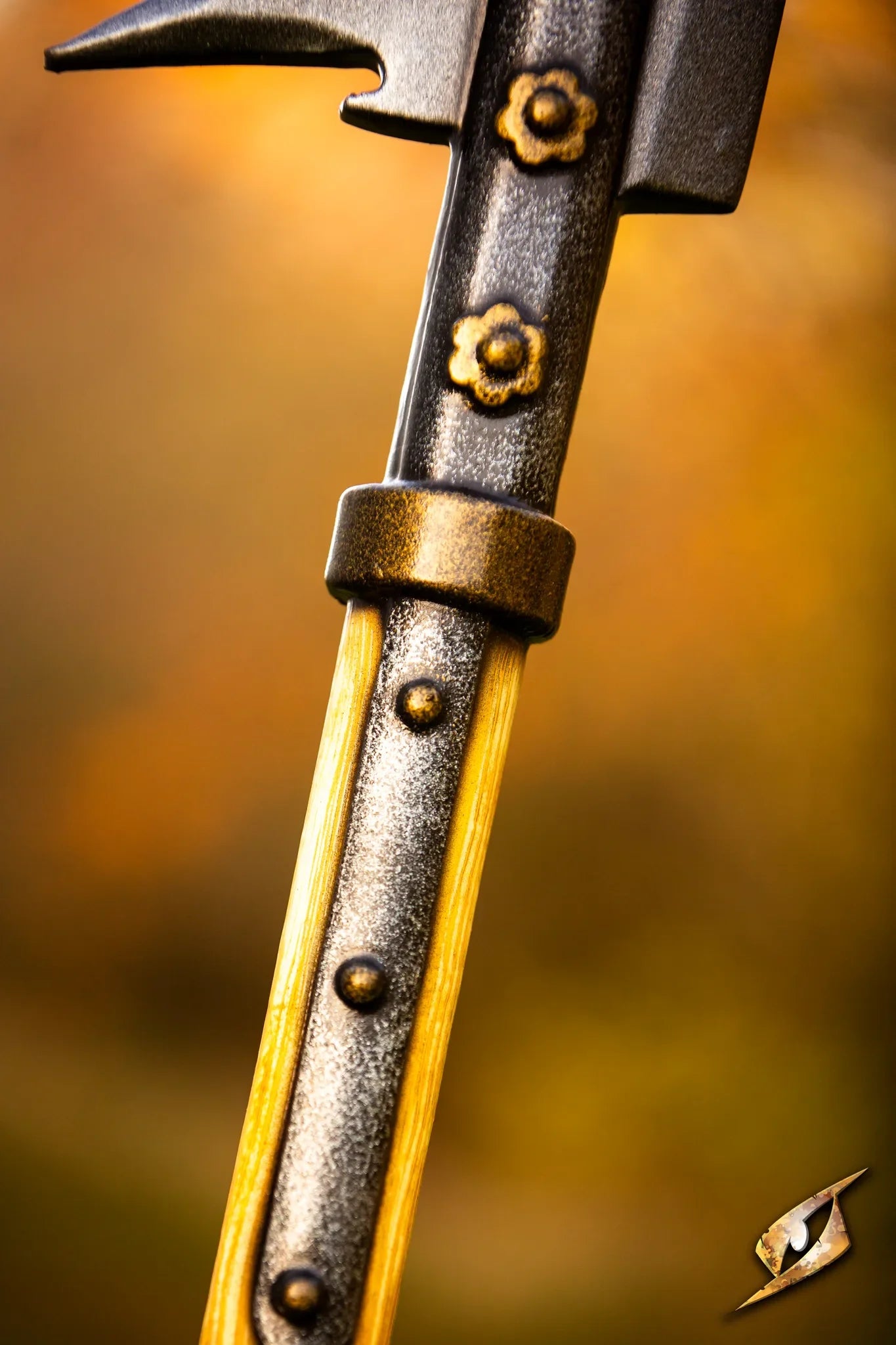 Battle Standard - Fauchard Top