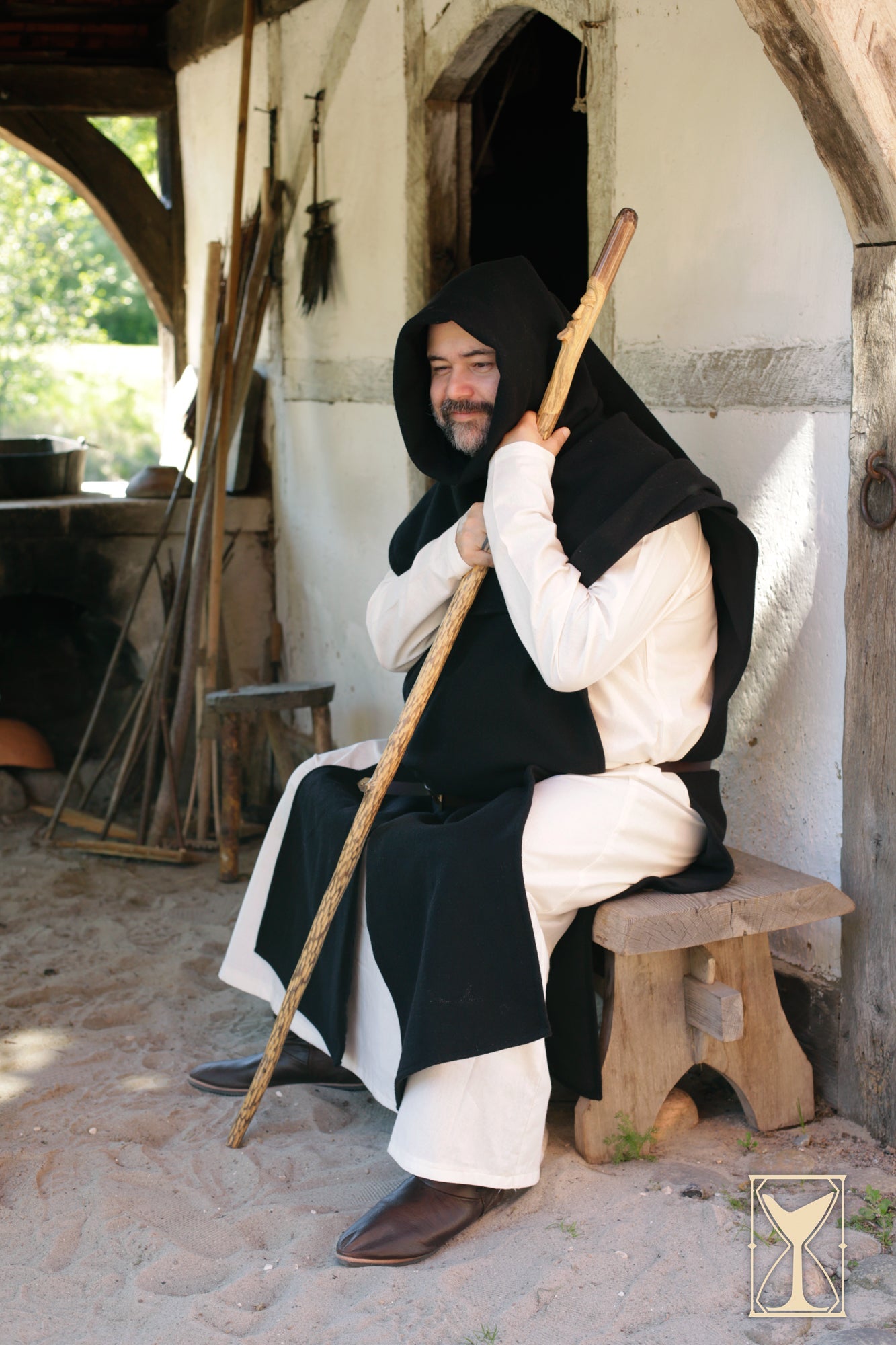 Simple Liripipe Hood - Brushed Wool