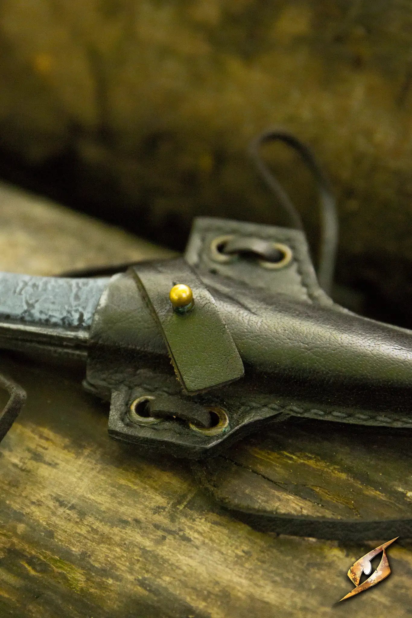 Cutthroat Knife & Holder