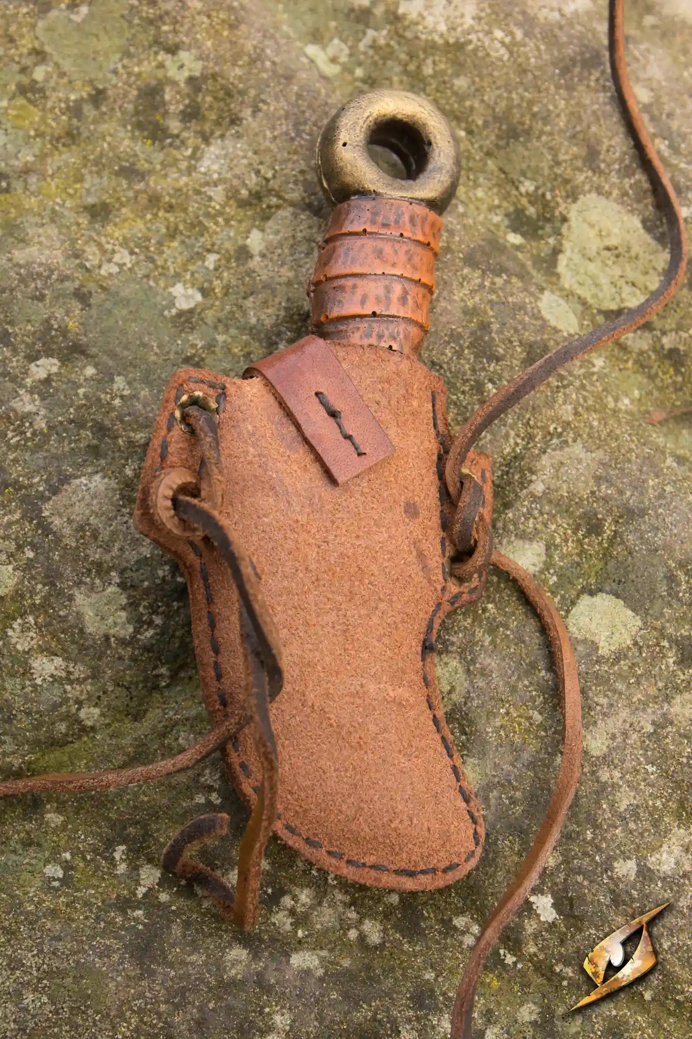 Skinner Knife & Holder