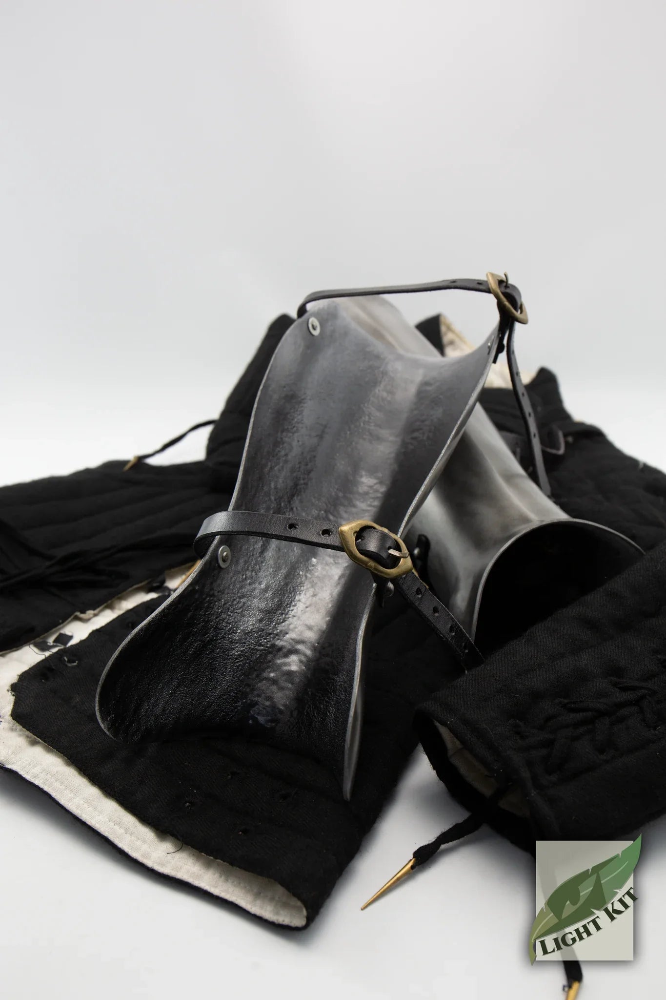 Mercenary Greaves