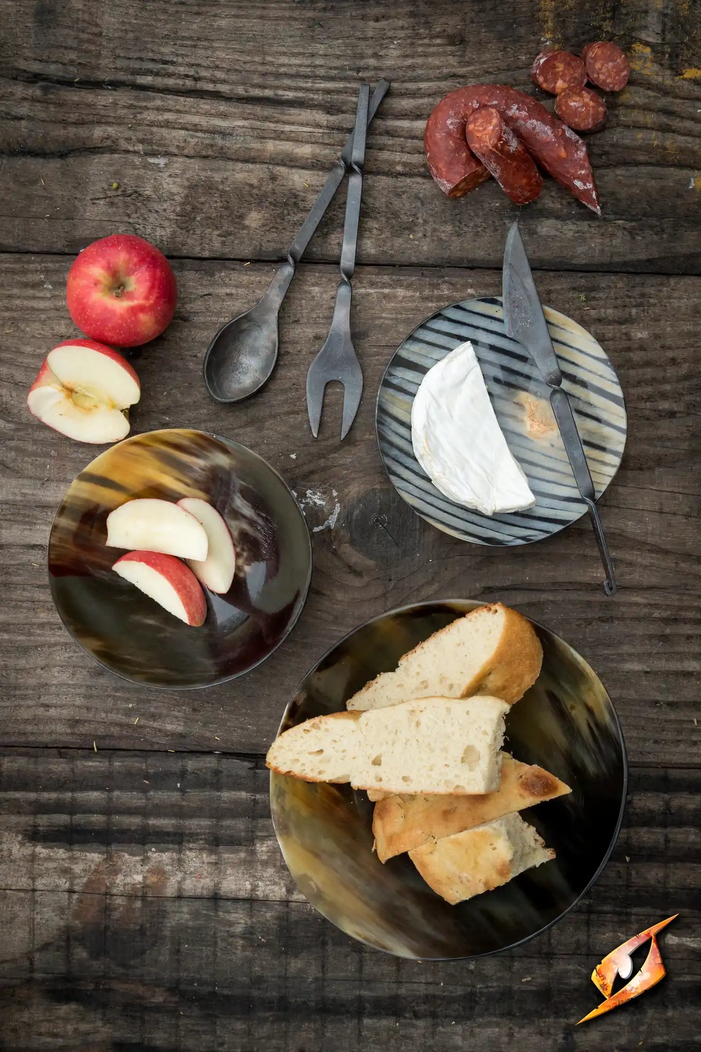 Cutlery W. Leather Hanger