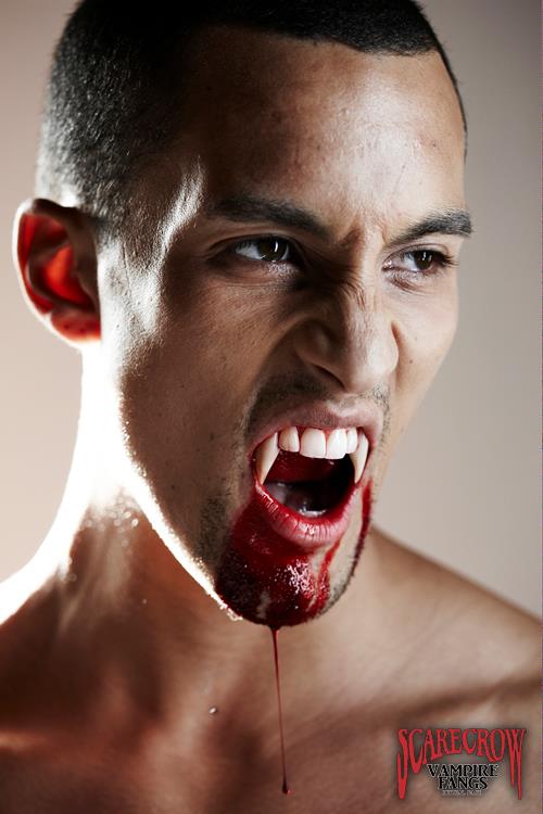 ScareCrow Vampire Fangs - Sabers