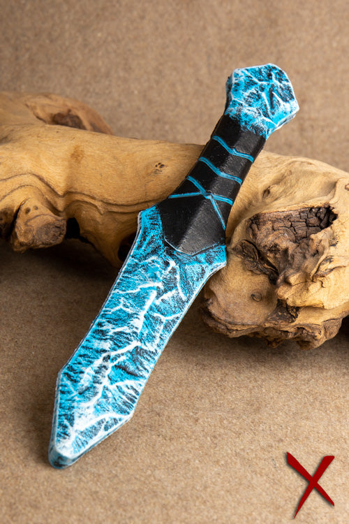 Frost Tongue Throwing Knife