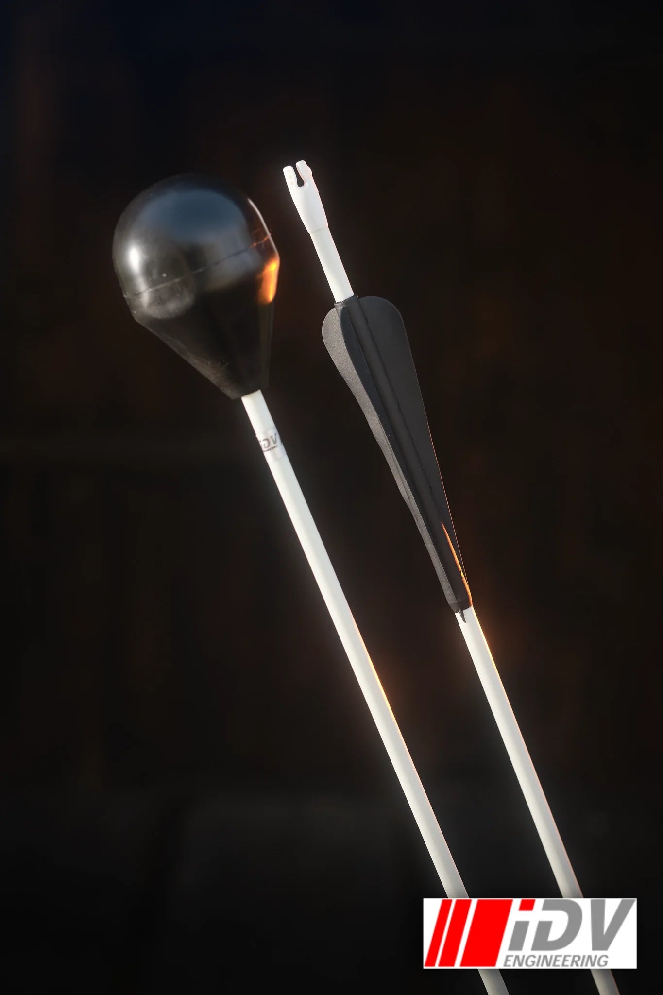Arrow - Round Head - White Shaft